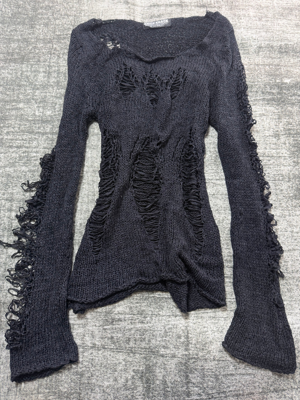 KNICK KNACK LONG SLEEVE ༒