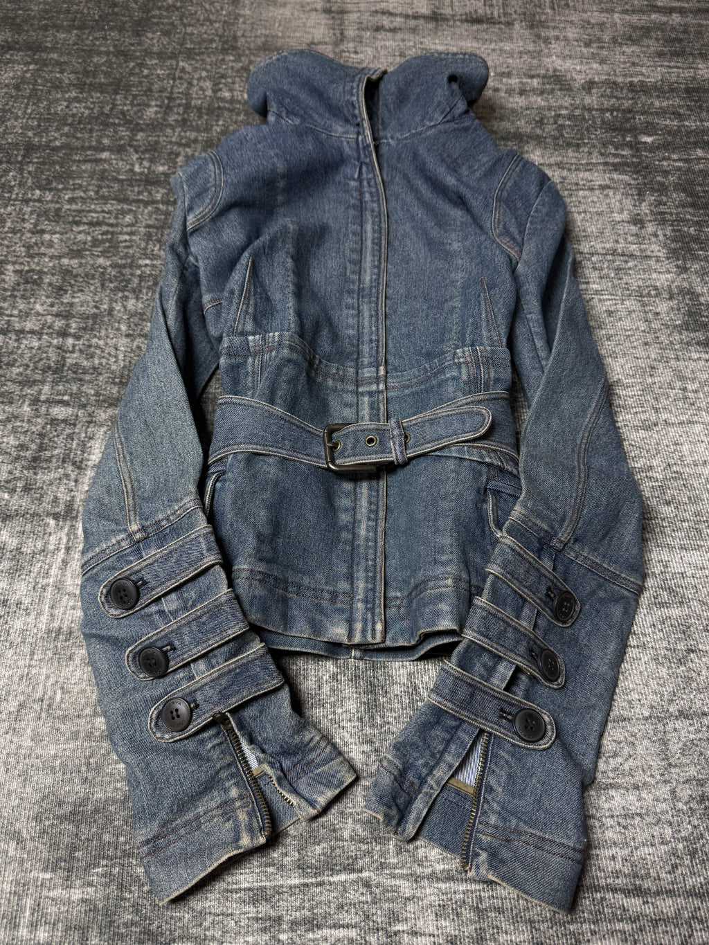 350926BAD2WEAR