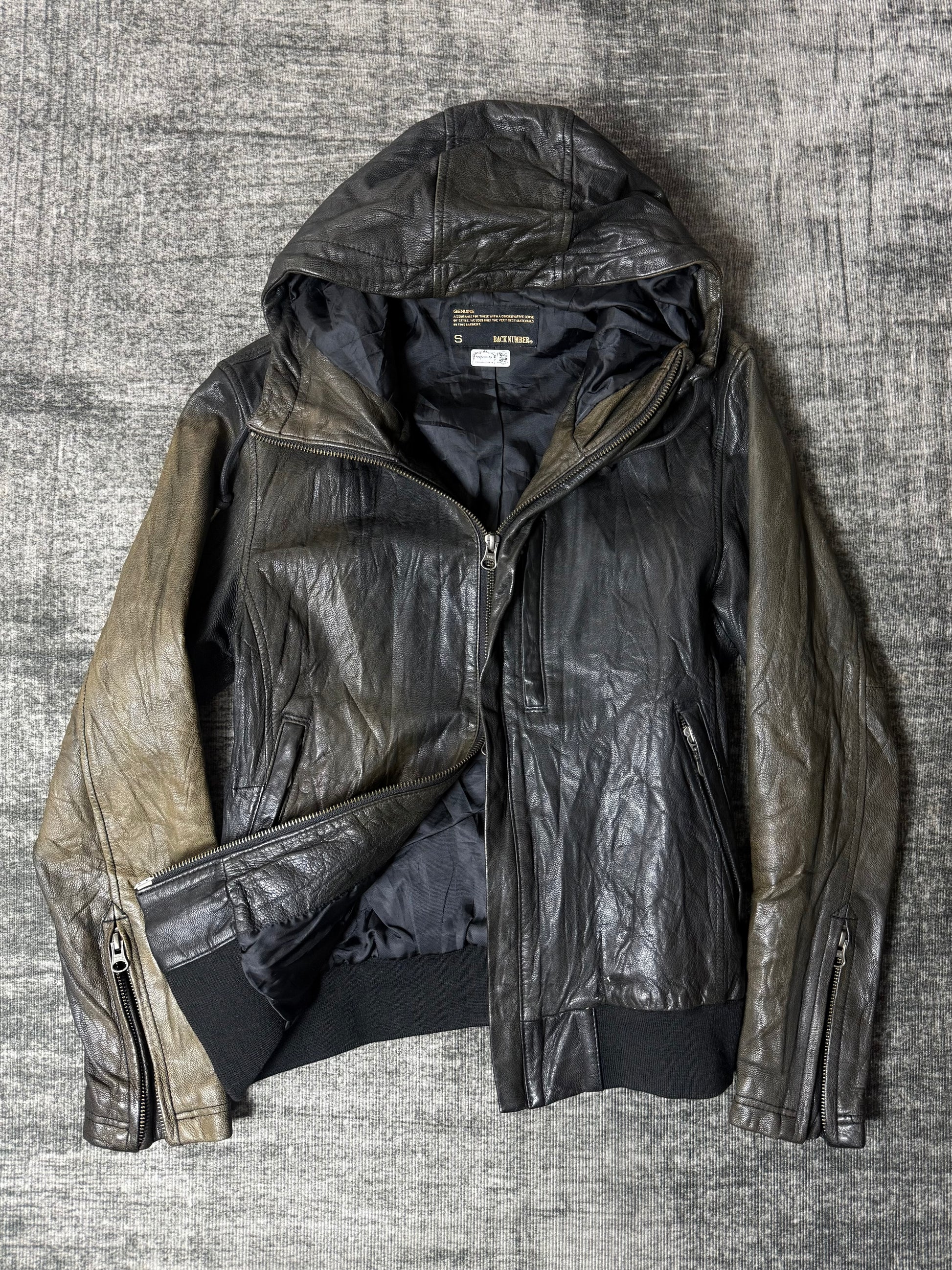 700826BAD2WEAR
