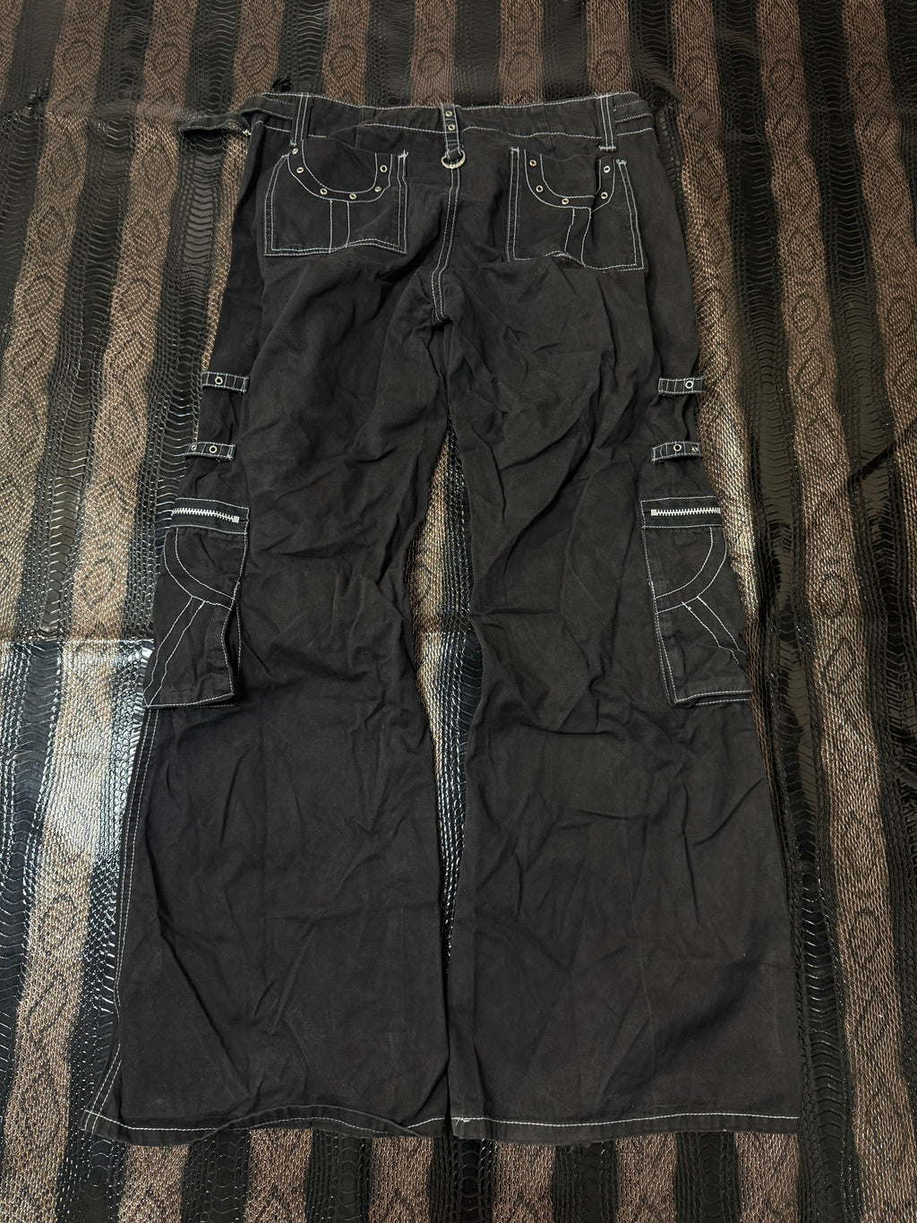B2V TRIPP NYC PANTS 01 ༒