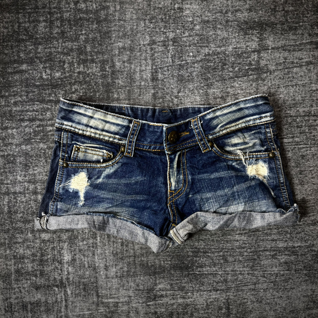 450926BAD2WEAR
