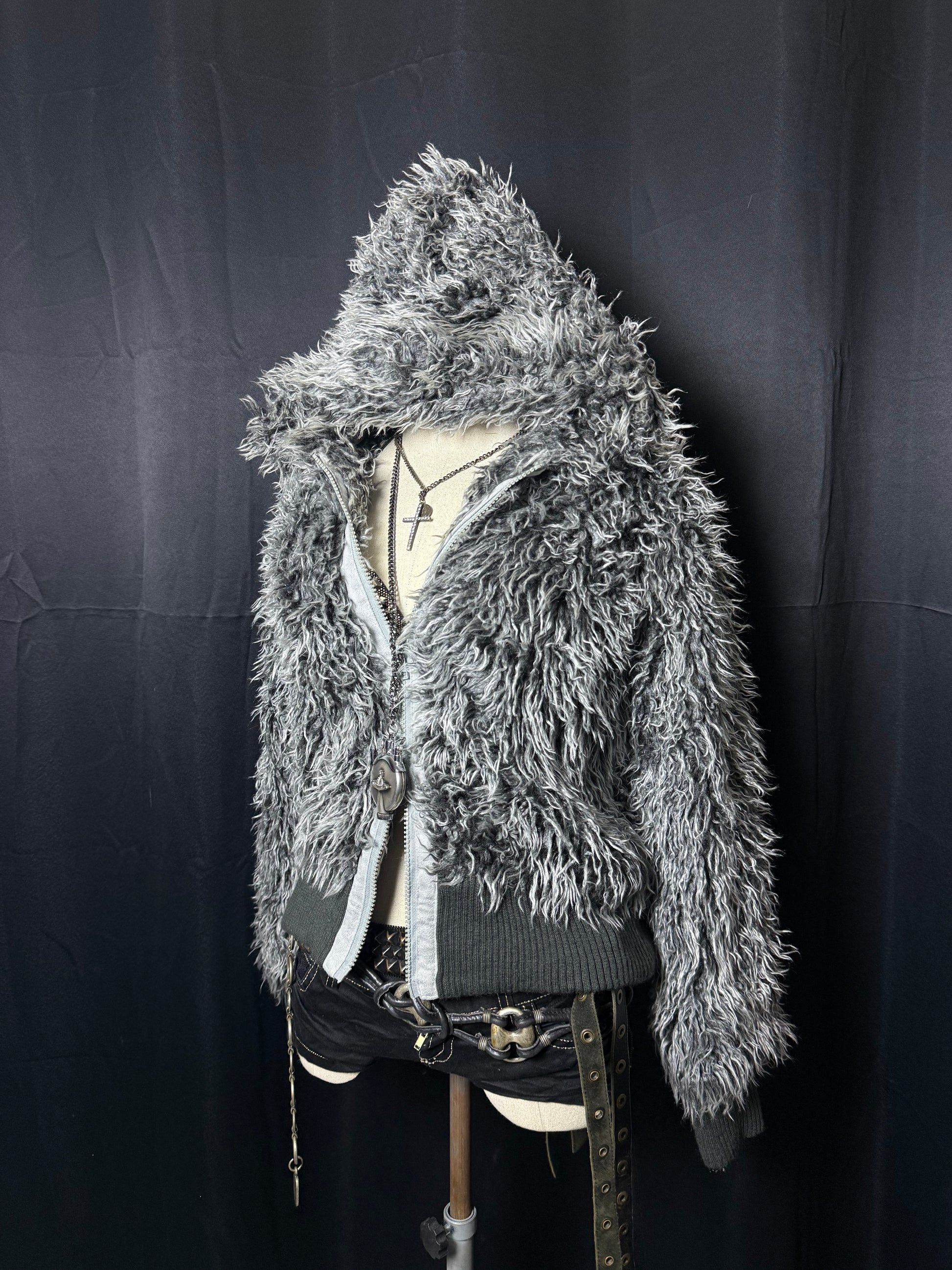 B2V-DRESS UP  HOODIE ༒