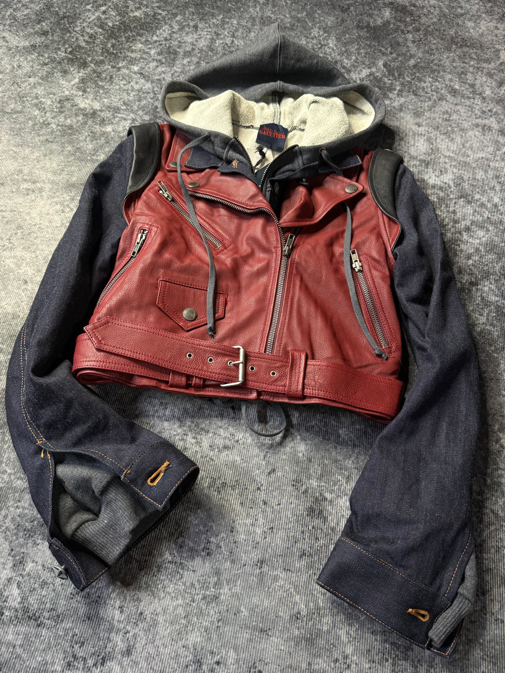 560726BAD2WEAR
