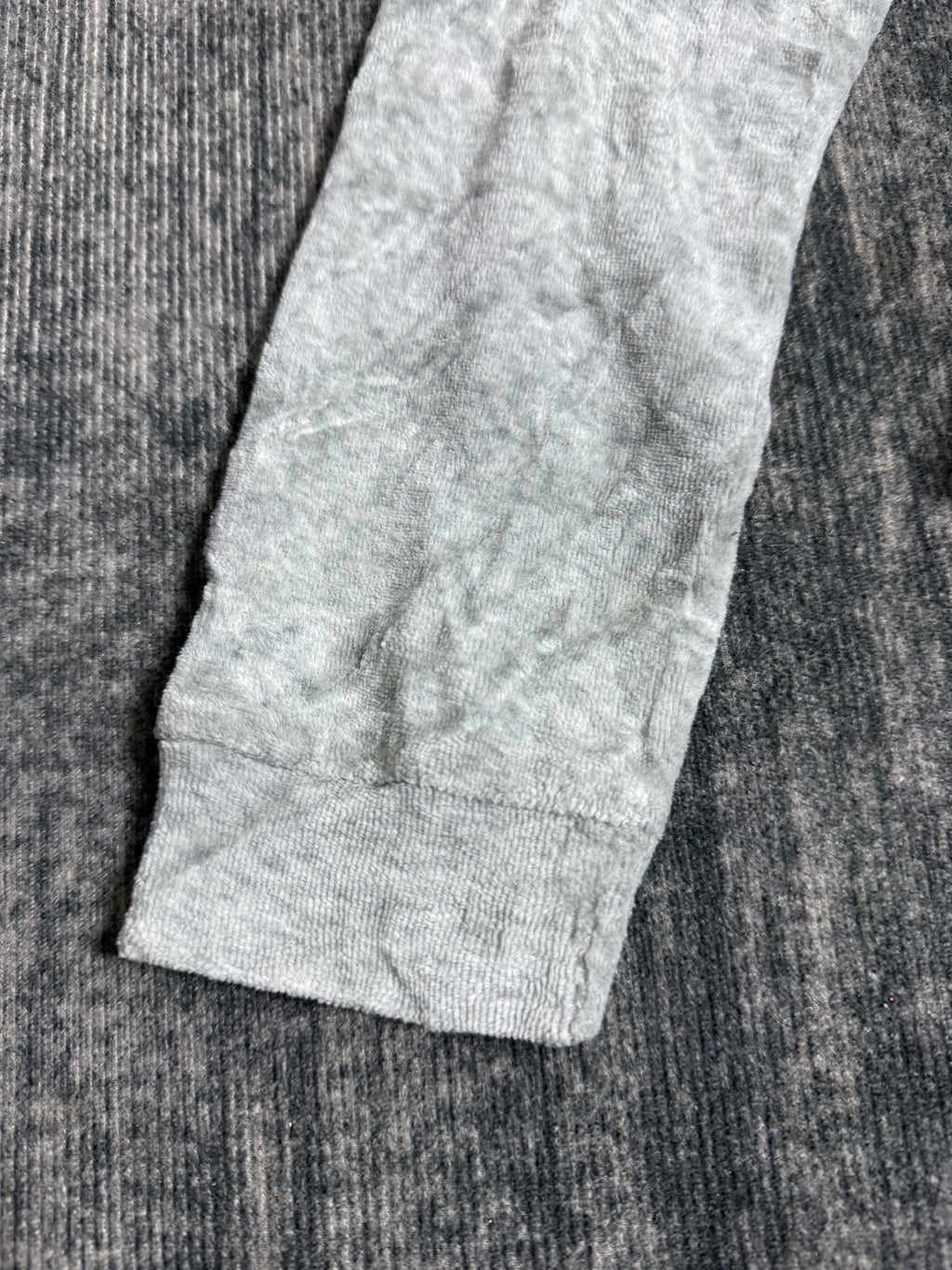 B2V-AIMERFEEL HOODIE ༒