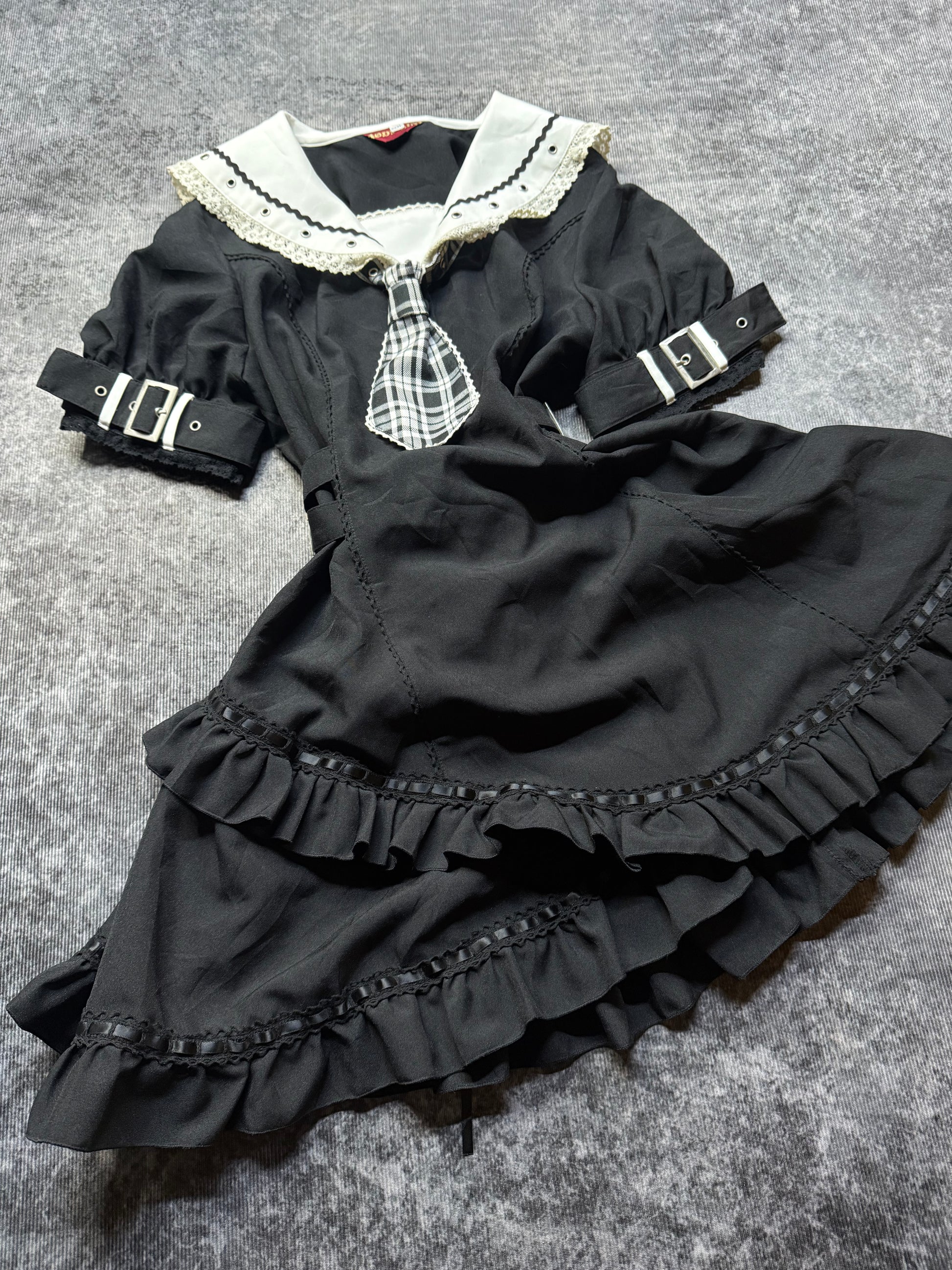 400826BAD2WEAR