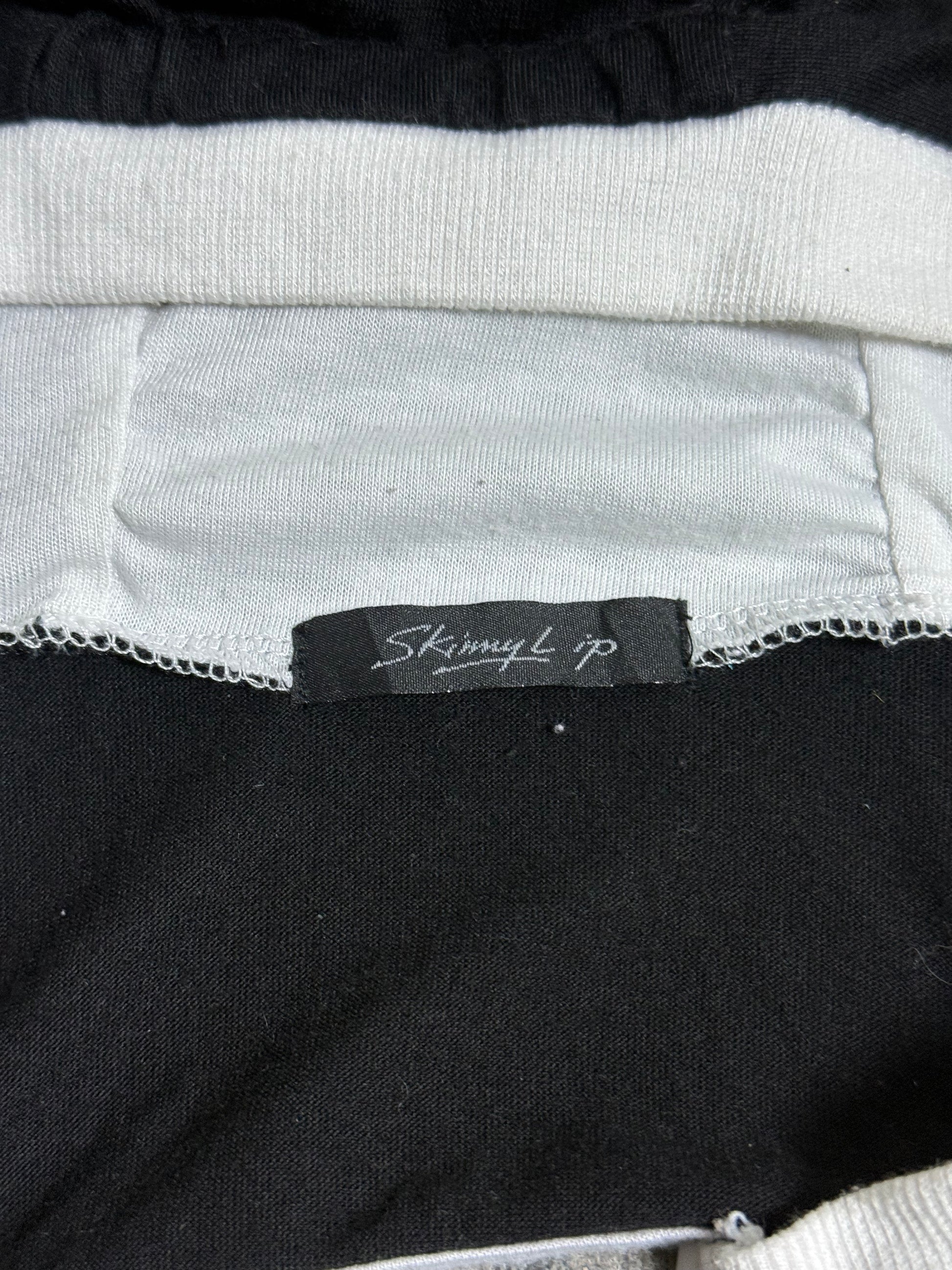 B2V-SKINNY LIPS HOODIE༒