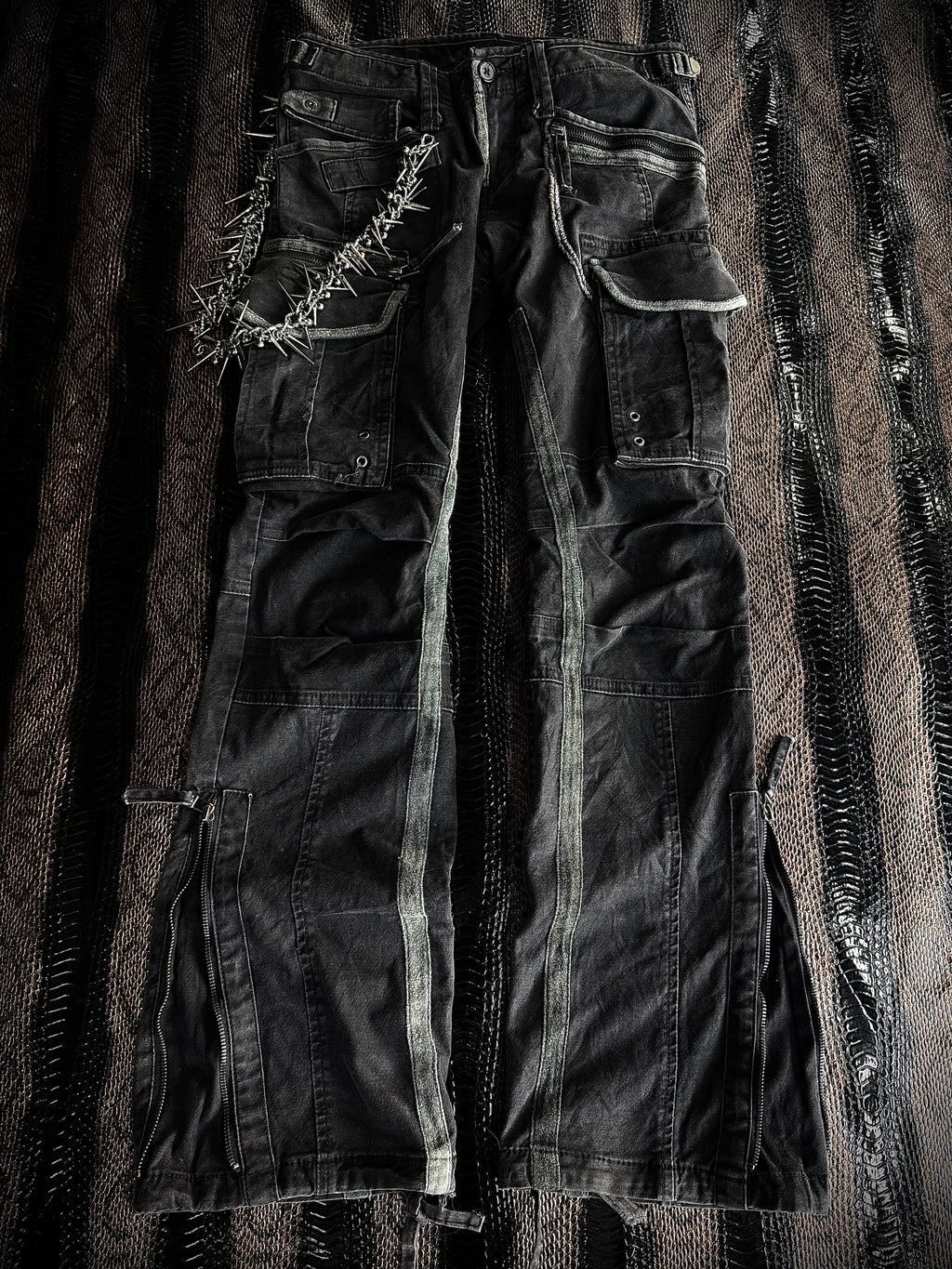 490626BAD2WEAR