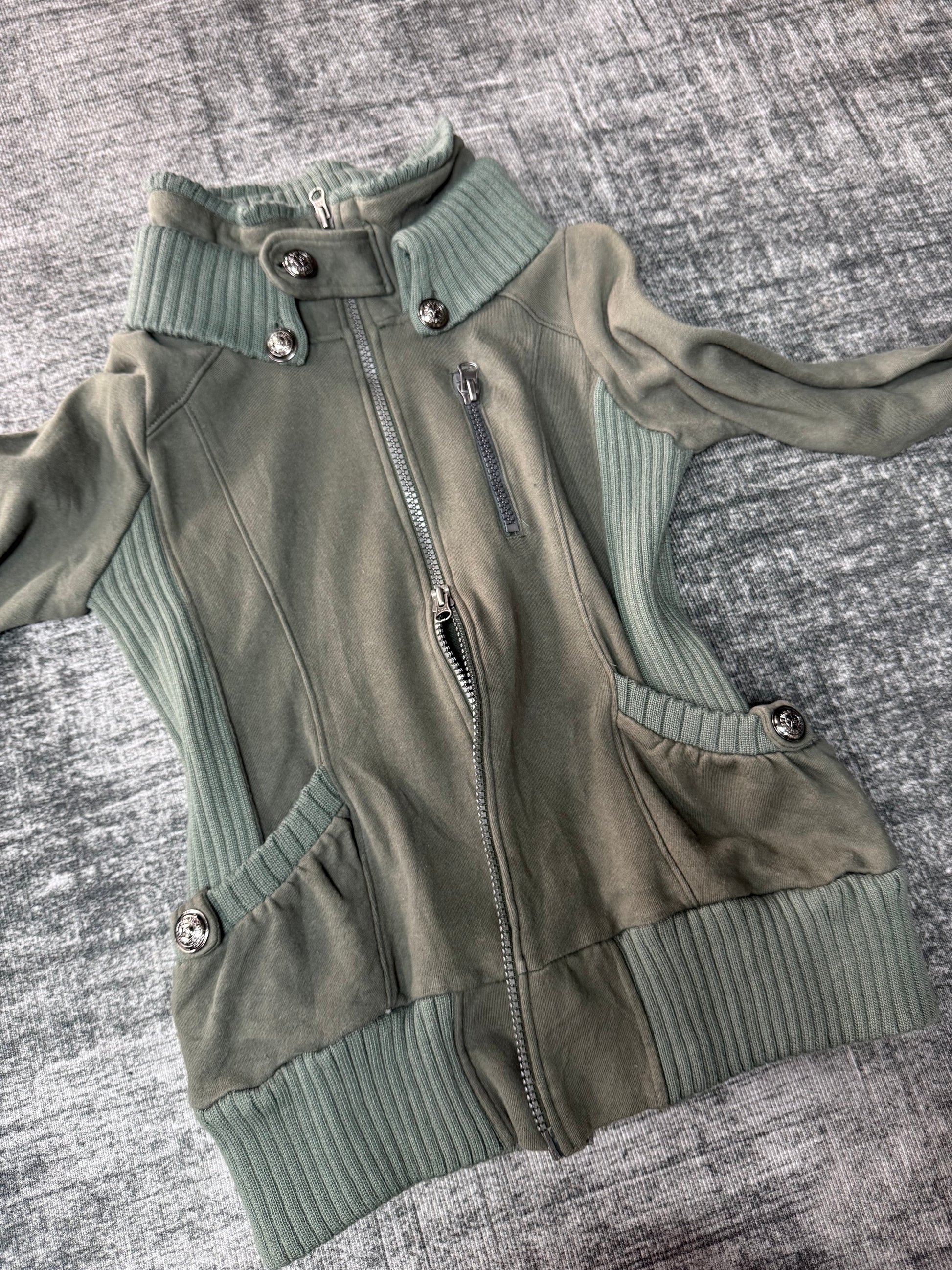 880826BAD2WEAR