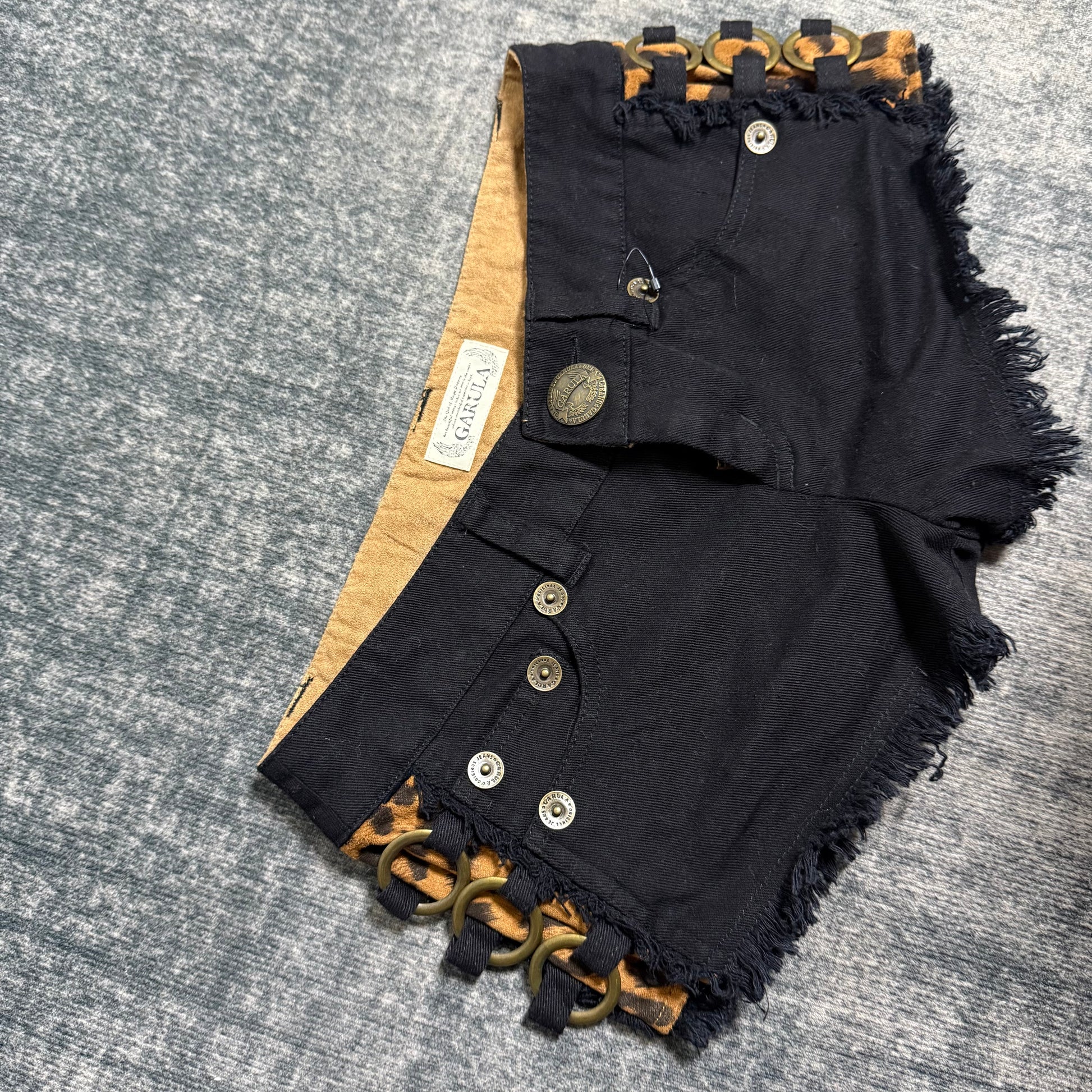 Leopard print OUTFIT༒