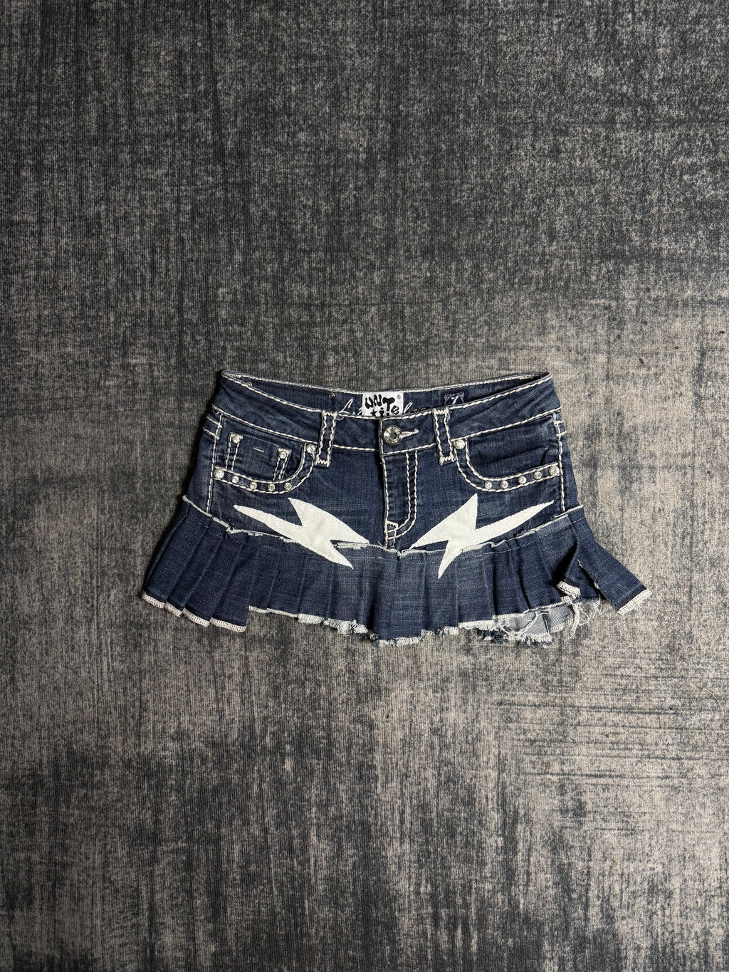 No one buy it so yeah,please buy it