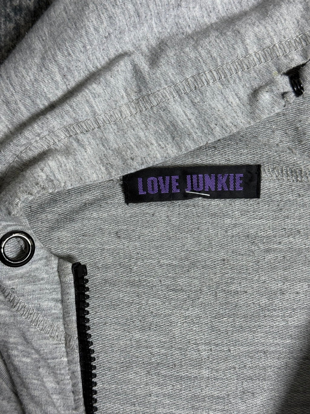 B2V-LOVE JUNKIE༒ 67$