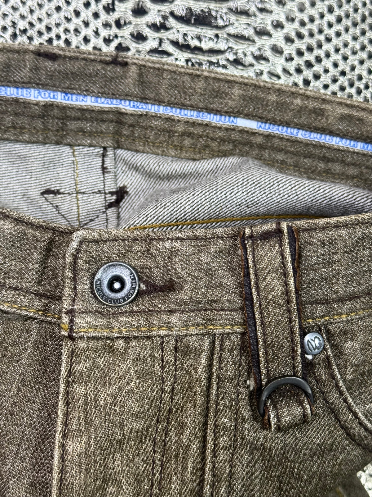 2000926BAD2WEAR