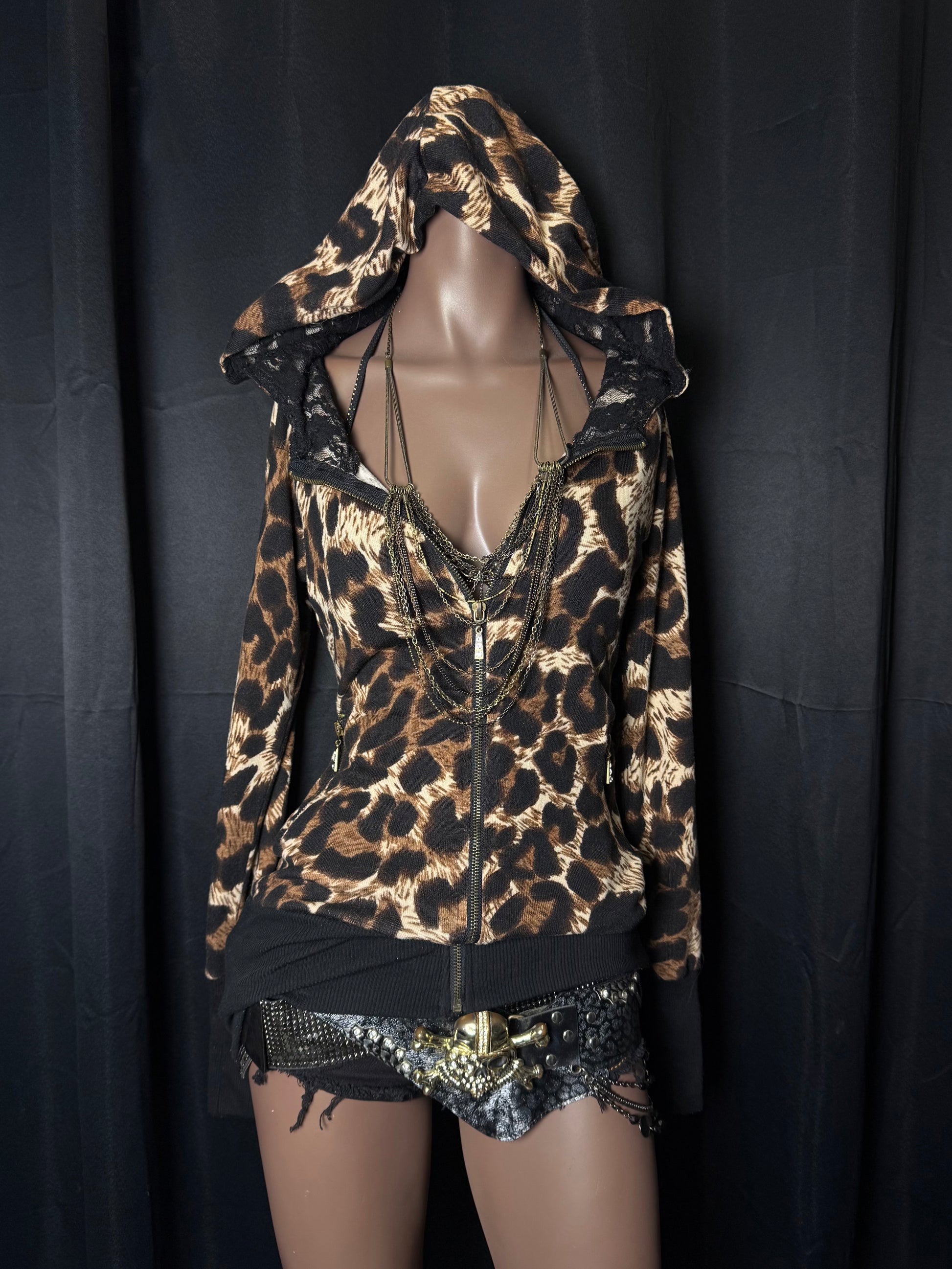 B2V-BODY JENE HOODIE༒