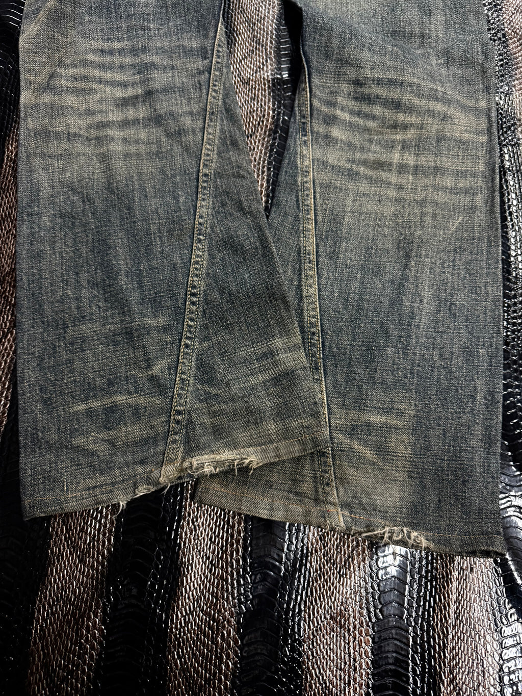 230626BAD2WEAR