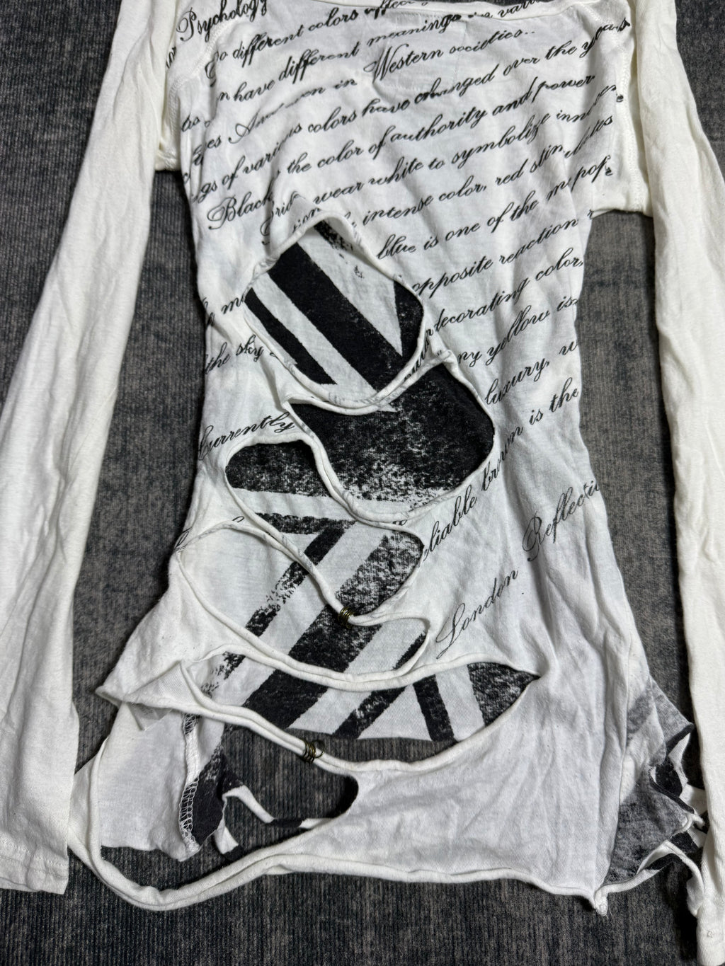 B2V- HEAVEN AND EARTH SHIRT༒