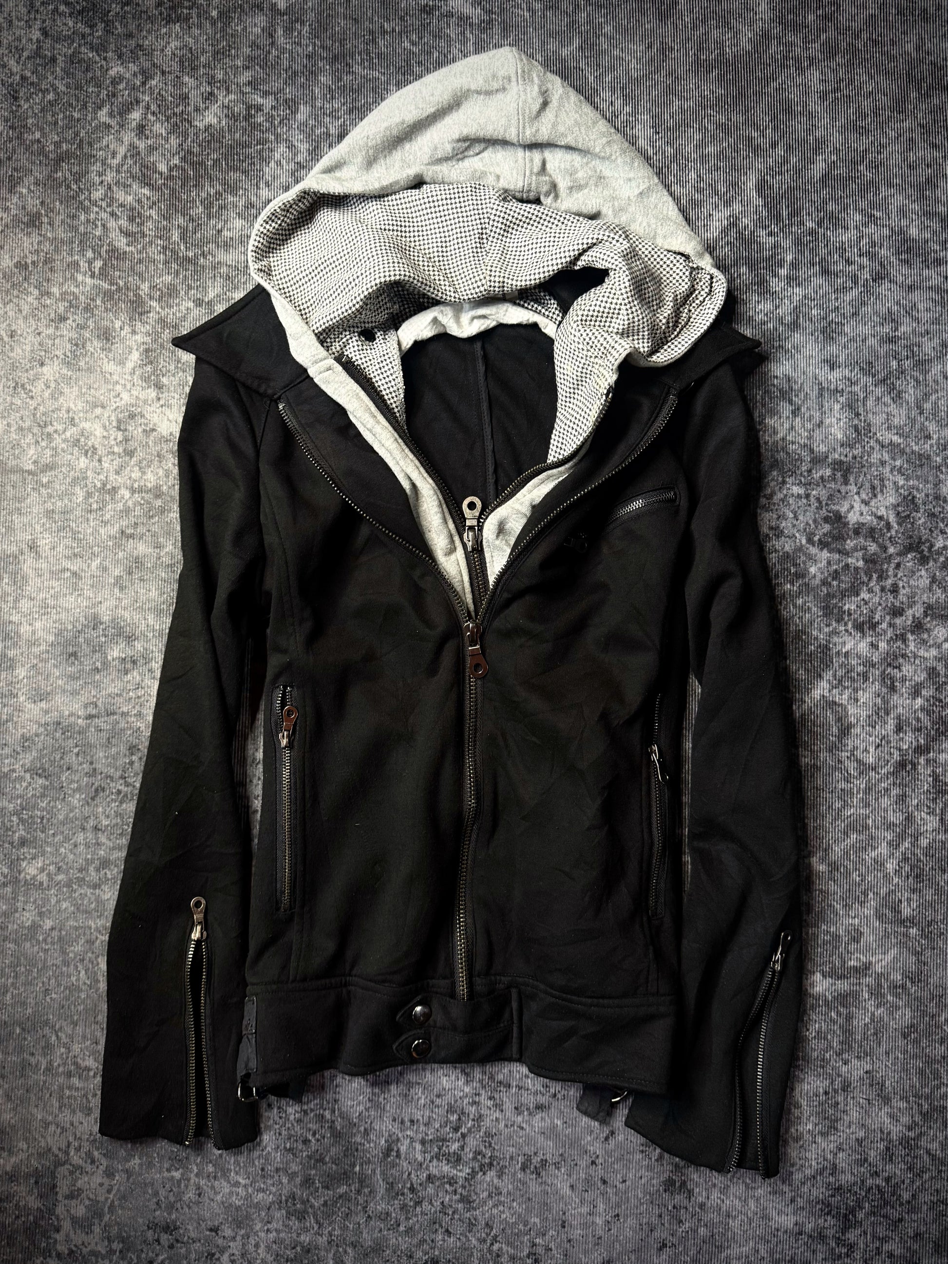 640726BAD2WEAR