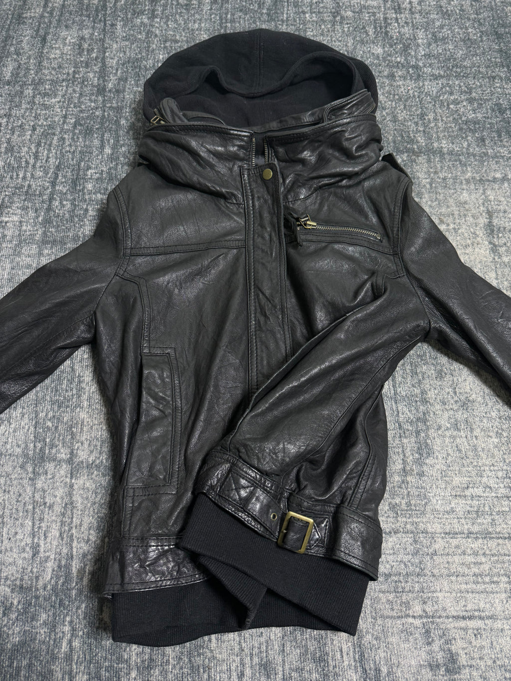 B2V-LEATHER JACKET ༒