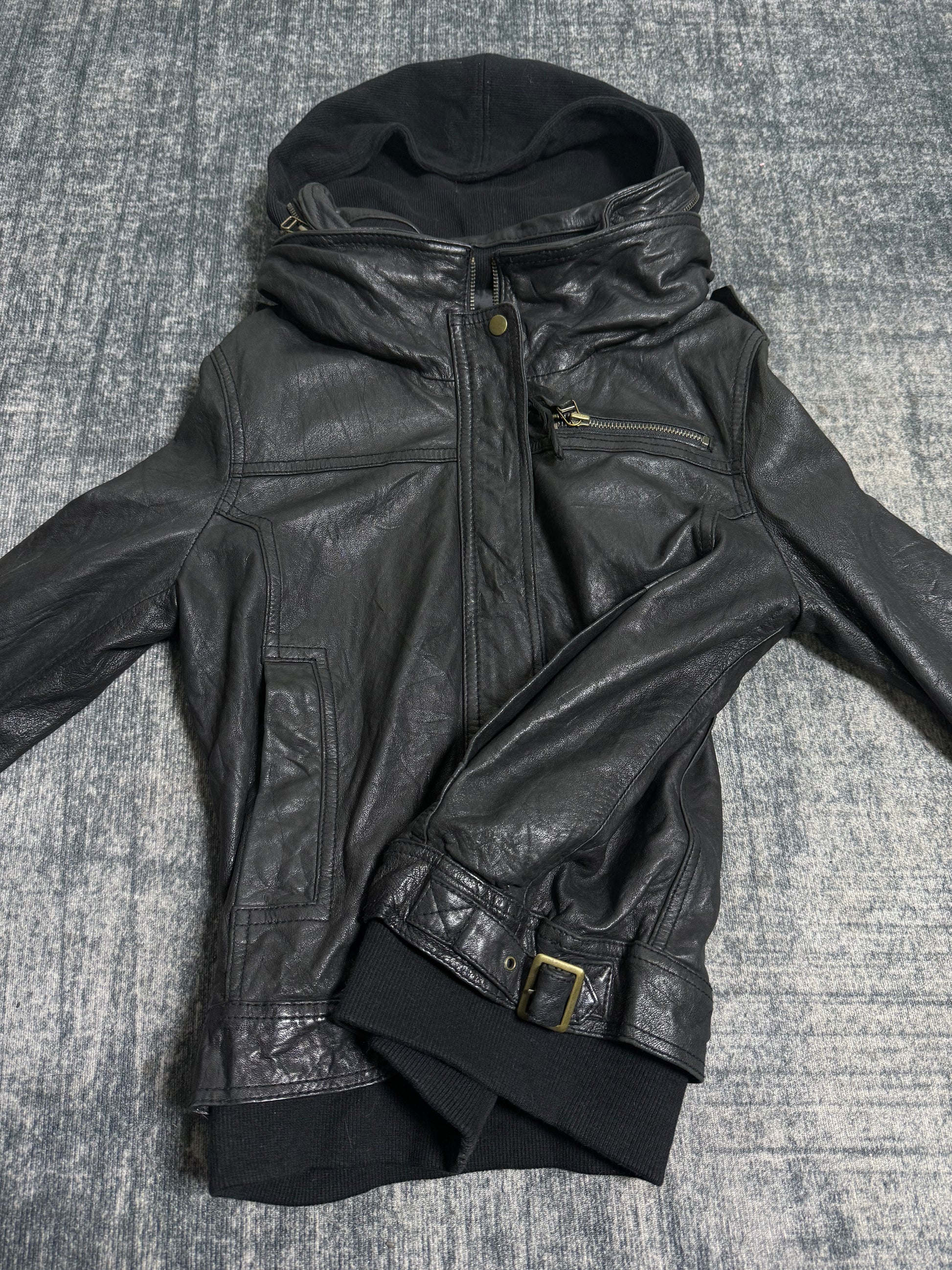B2V-LEATHER JACKET ༒