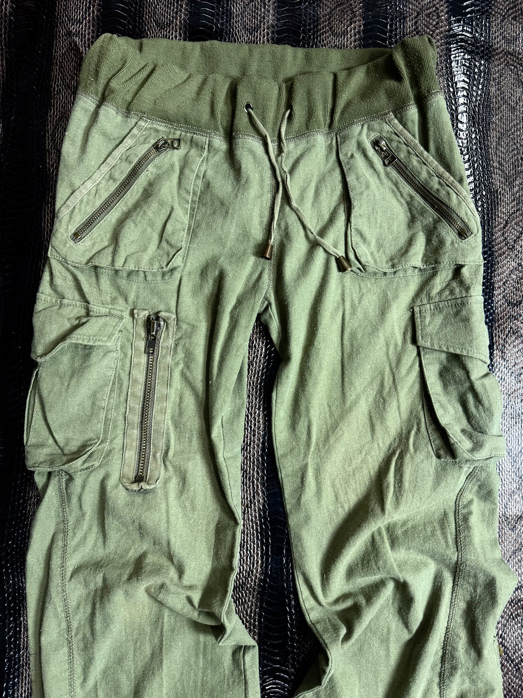 610626BAD2WEAR