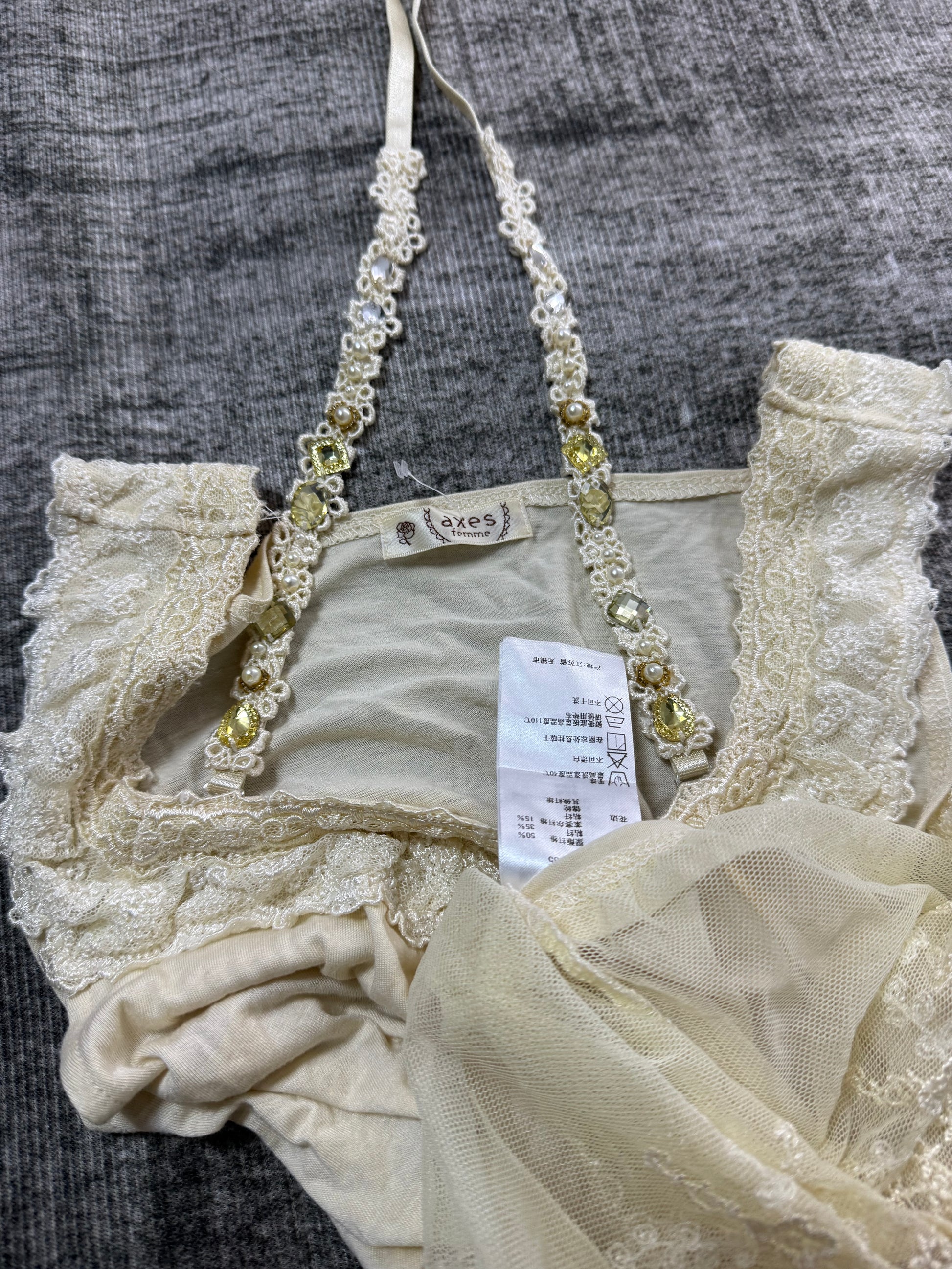 AXES FEMME TANK TOP༒