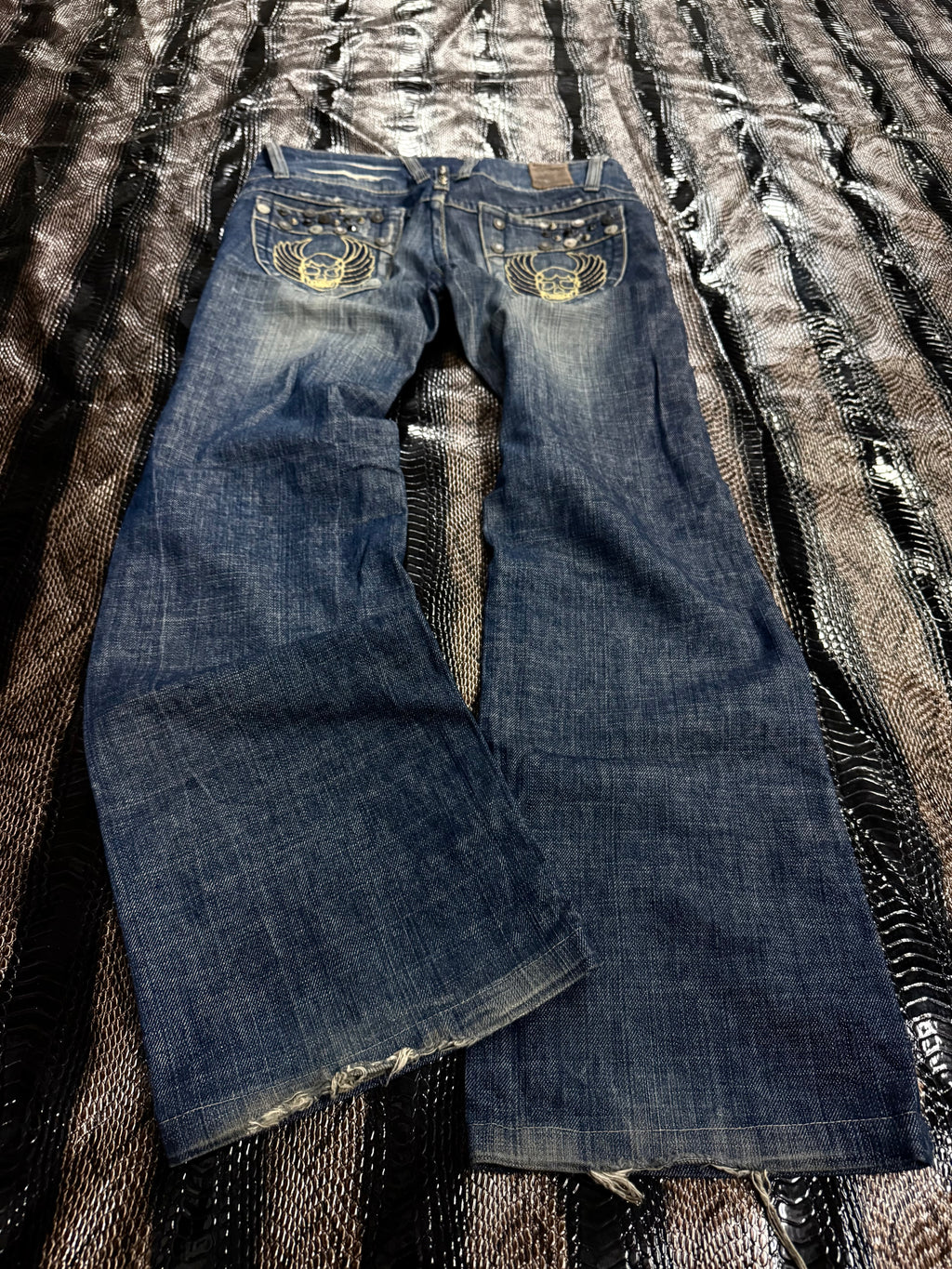 030626BAD2WEAR