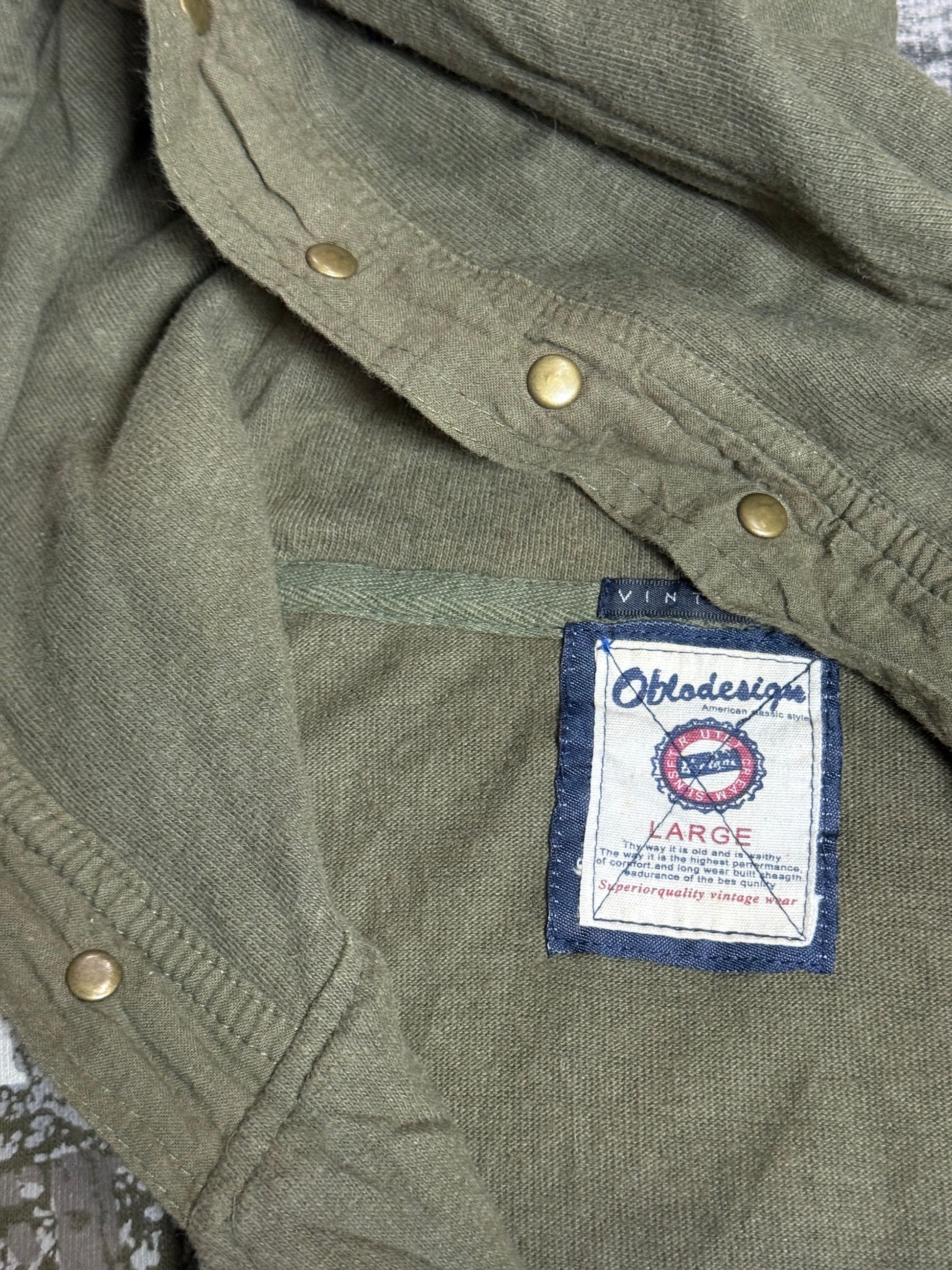 VINTAGE HOODIE ༒