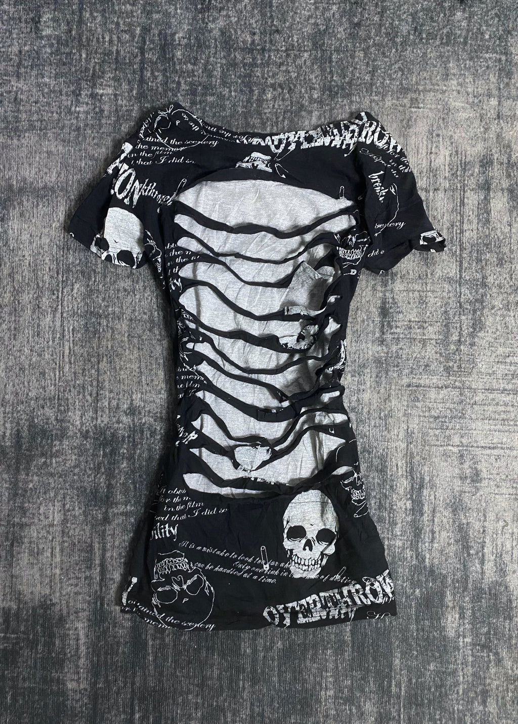 B2V- LAZY DAISY SKULL TOP༒❌ Gen3 Sophie ❌