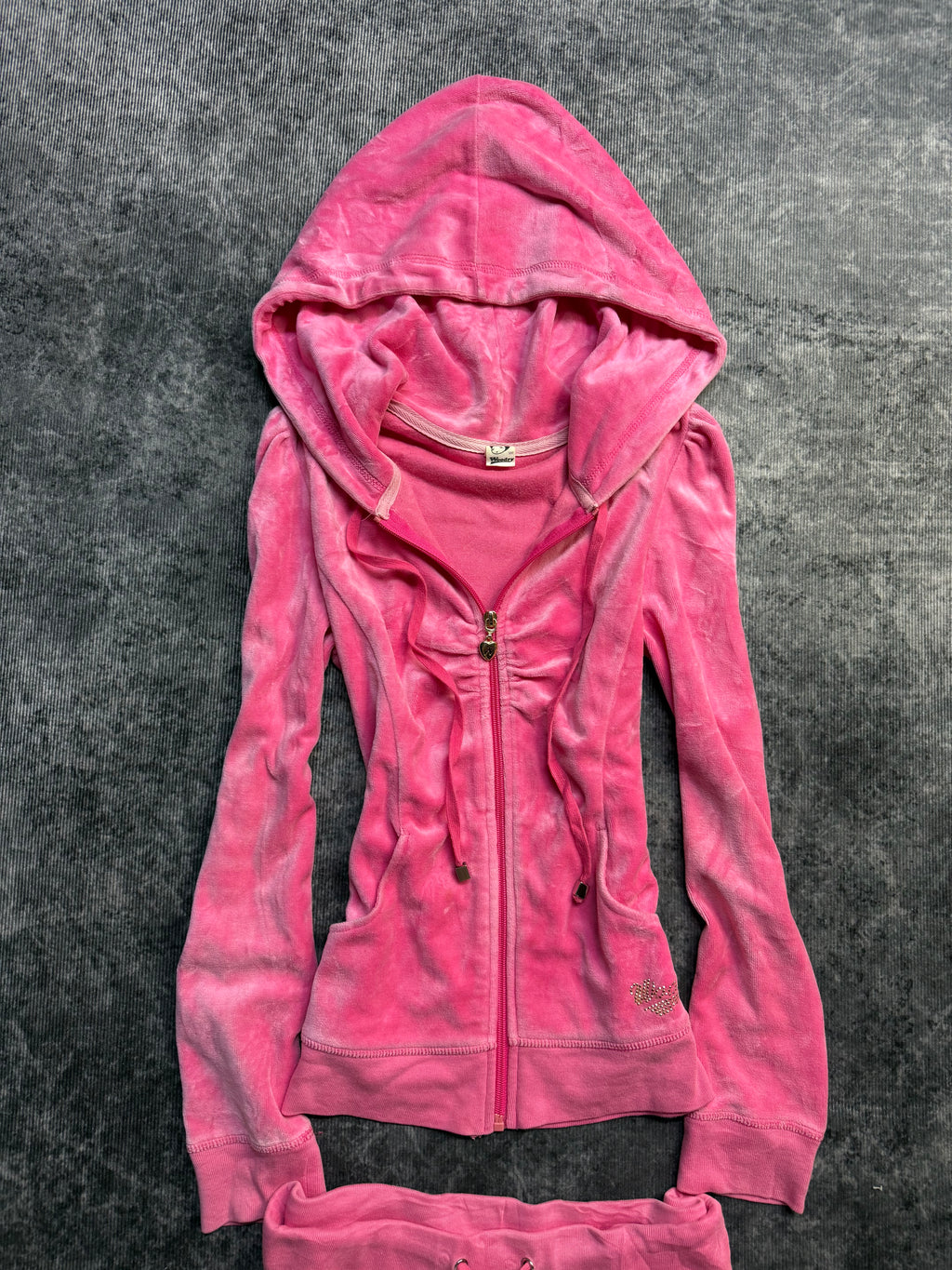 450826BAD2WEAR