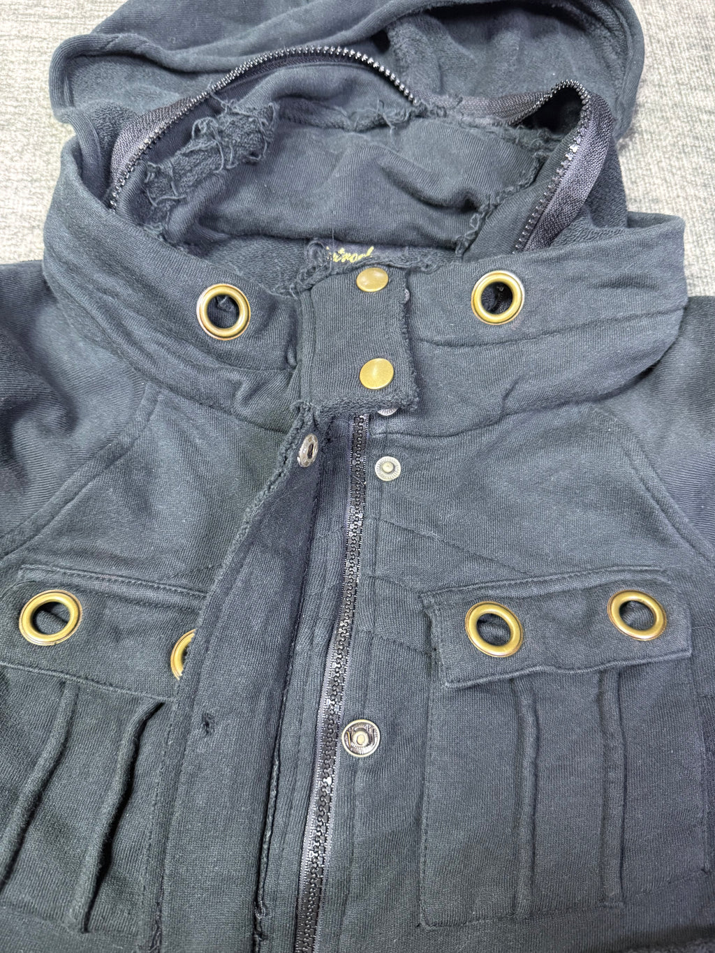 2460926BAD2WEAR