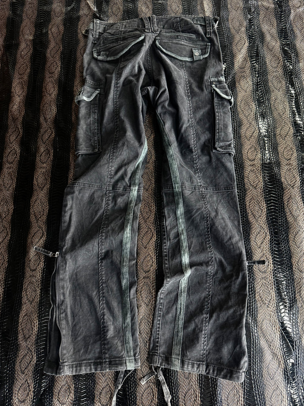 490626BAD2WEAR