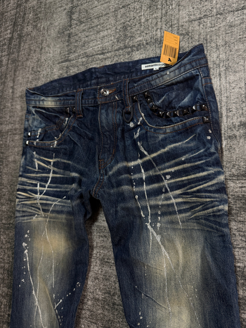 1940626BAD2WEAR