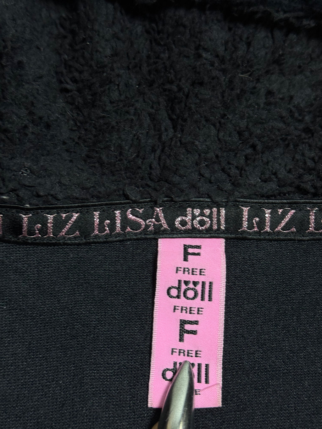 B2V- LIZ LISA HOODIE ༒