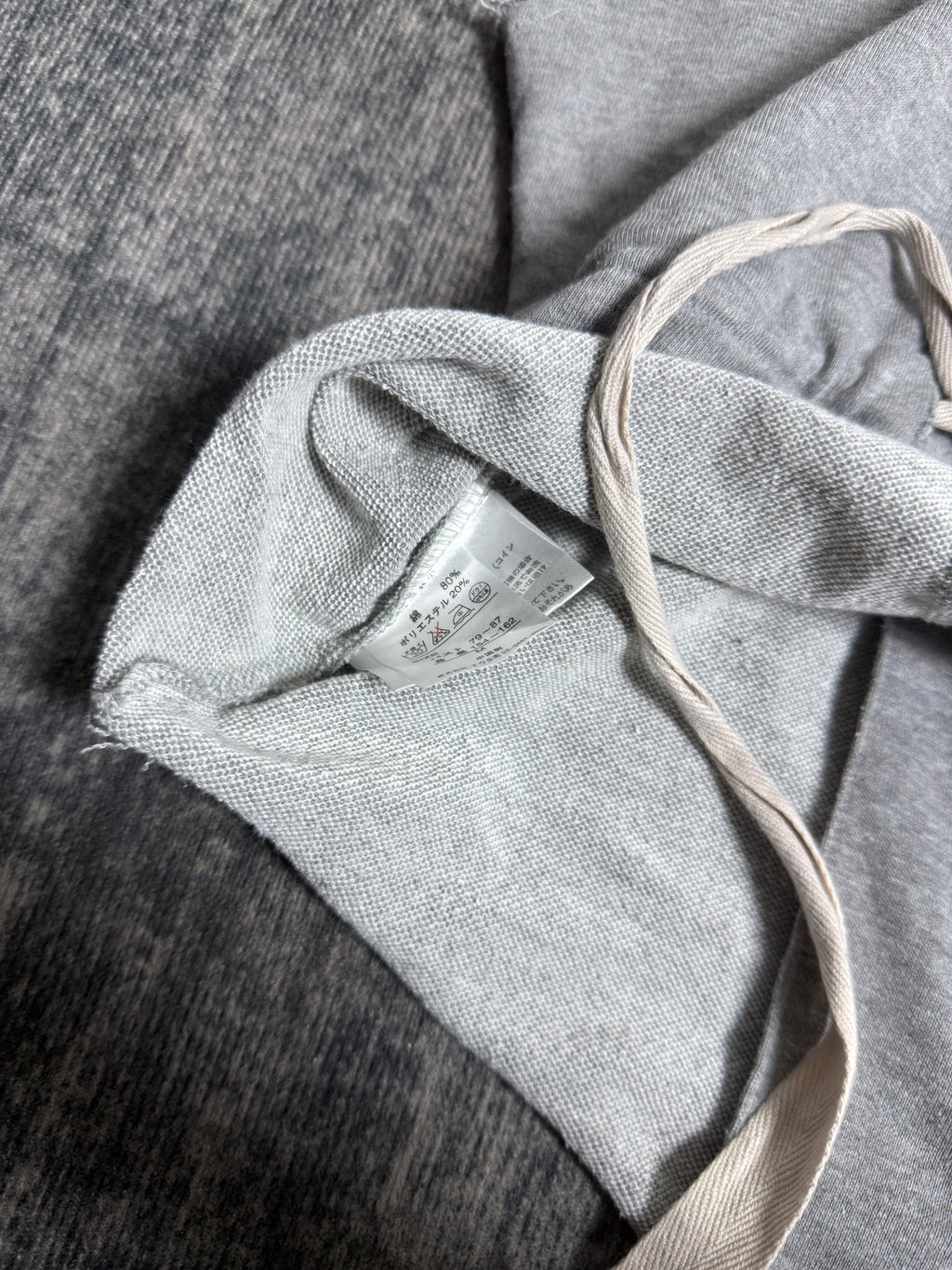 B2V-AIMSBLE HOODIE༒