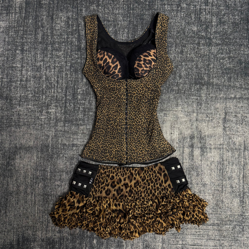 ༒𝐁𝟐𝐕༒𝟏 𝐎𝐅 𝟏 𝐋𝐈𝐌𝐈𝐓𝐄𝐃 𝐎𝐔𝐓𝐅𝐈𝐓