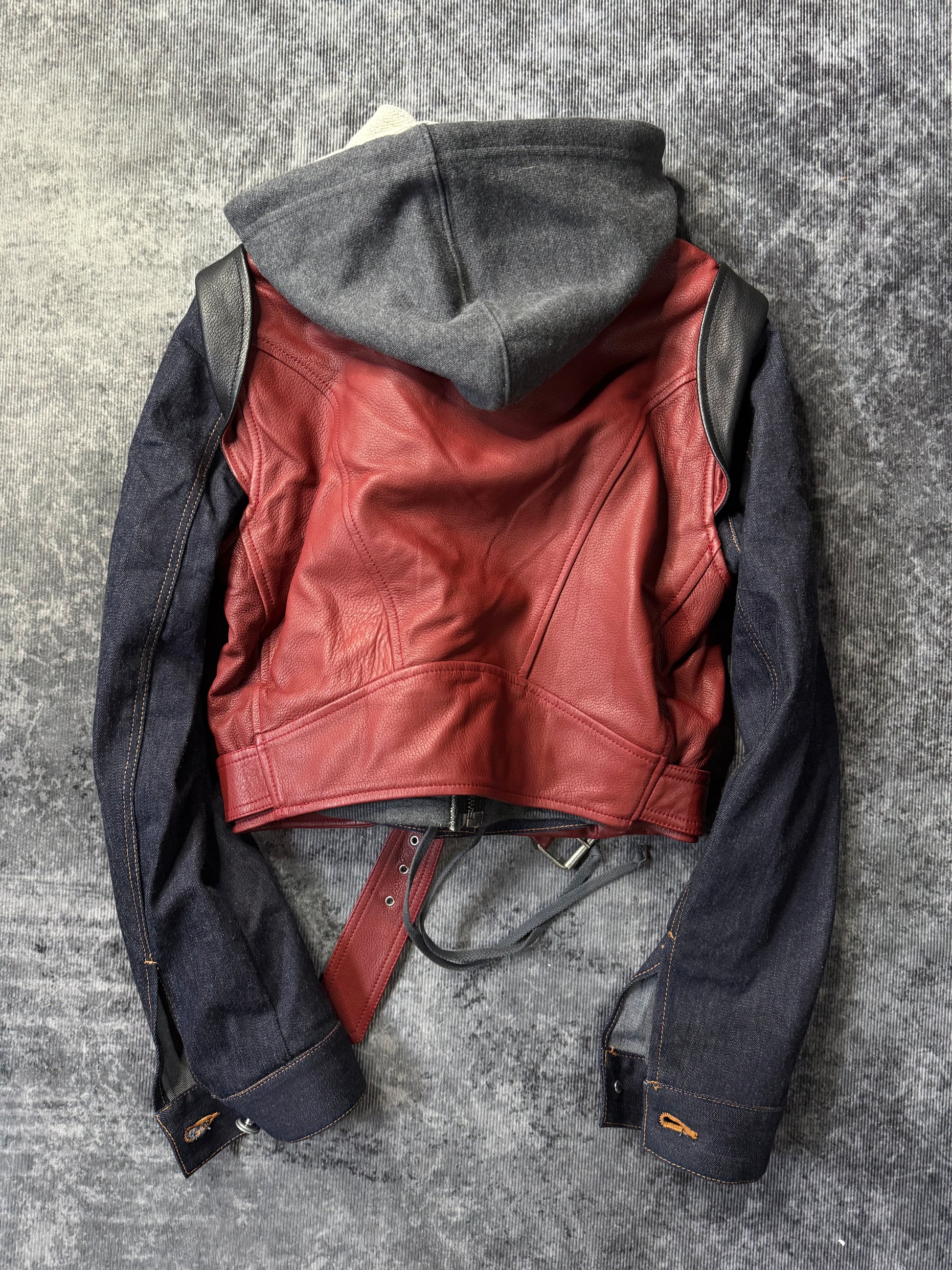 560726BAD2WEAR