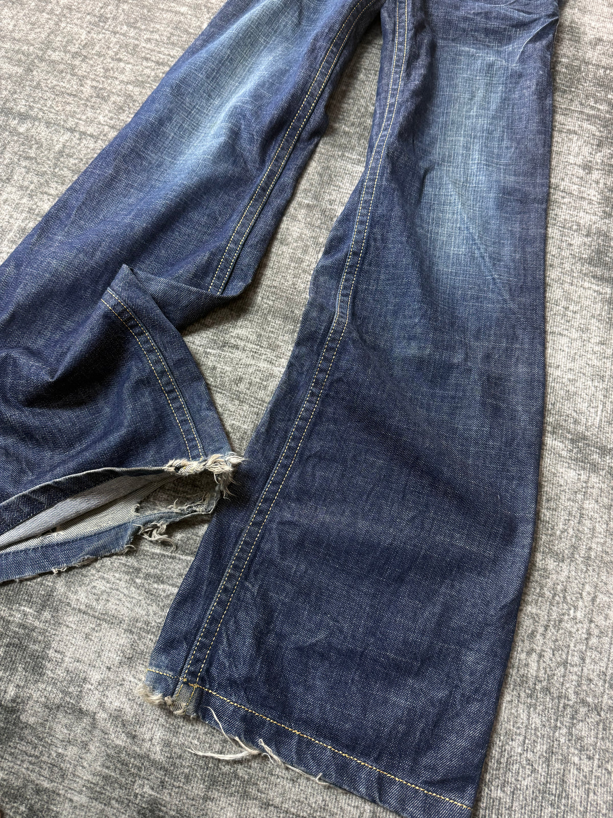 340926BAD2WEAR