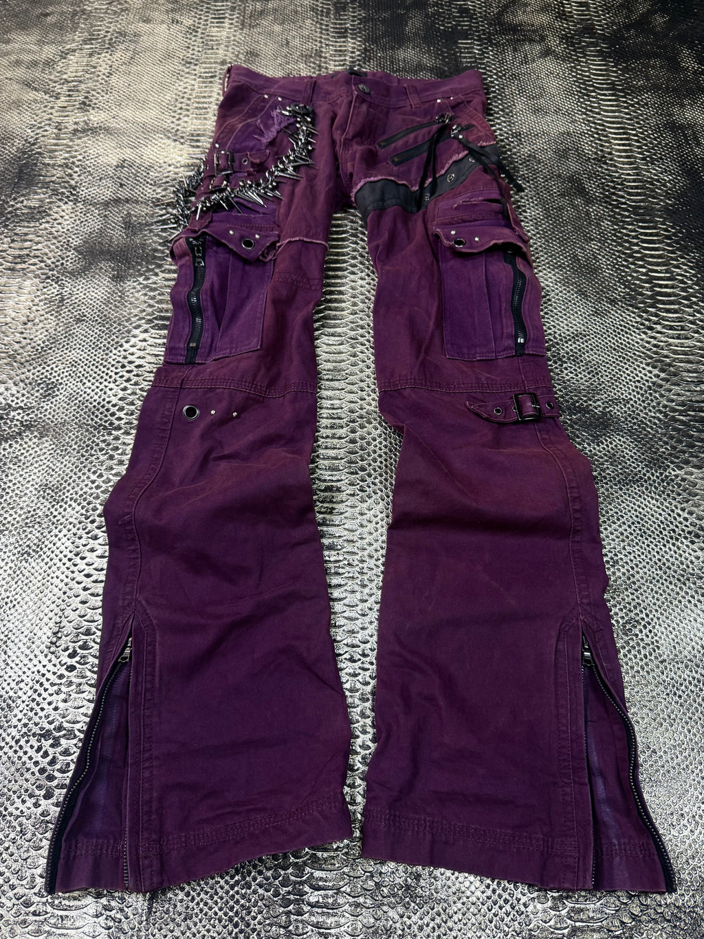 1970926BAD2WEAR