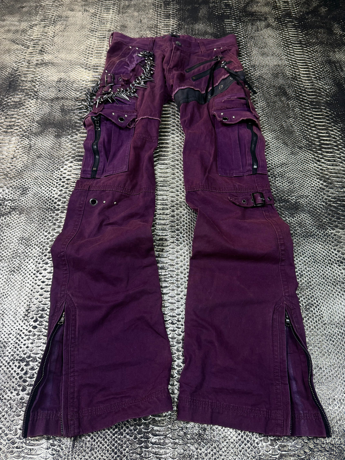 1970926BAD2WEAR