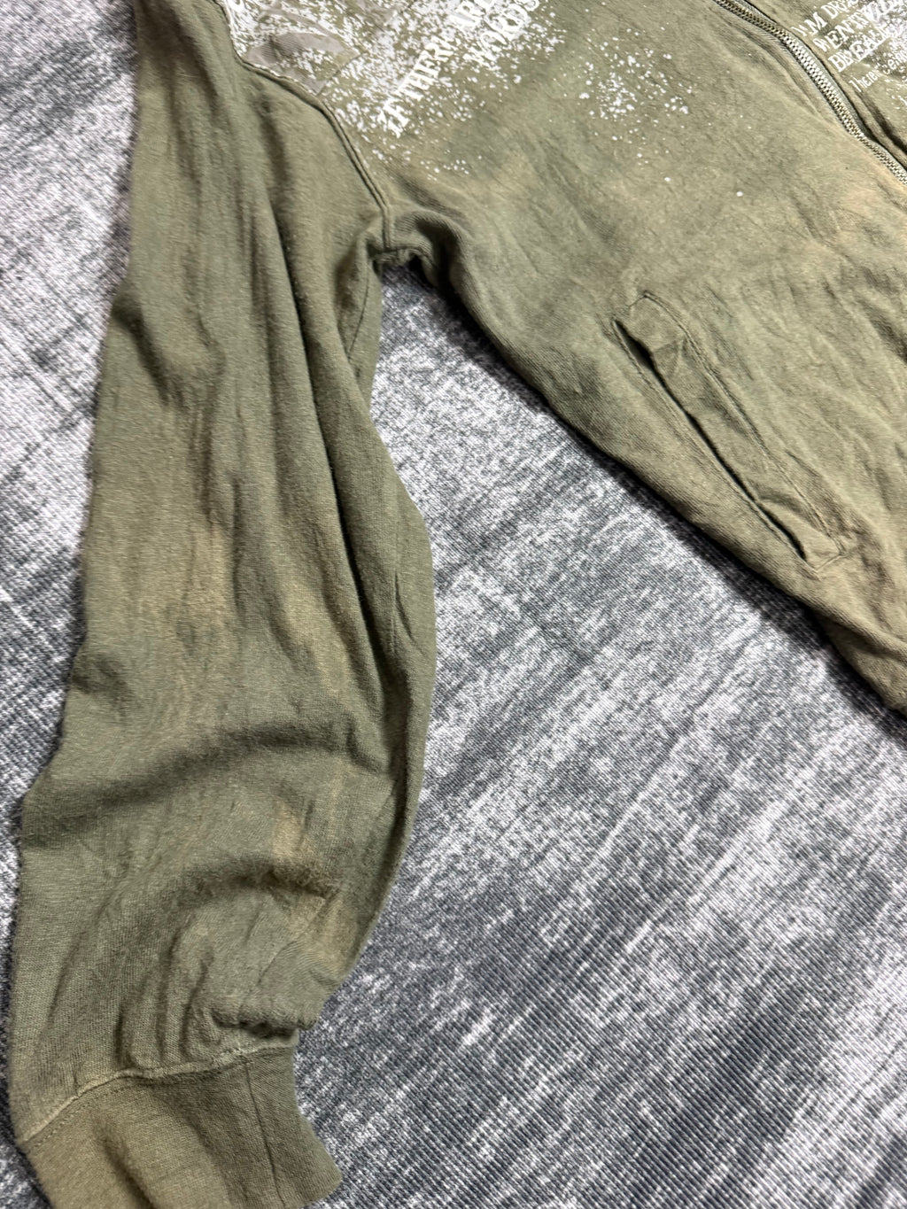 VINTAGE HOODIE ༒