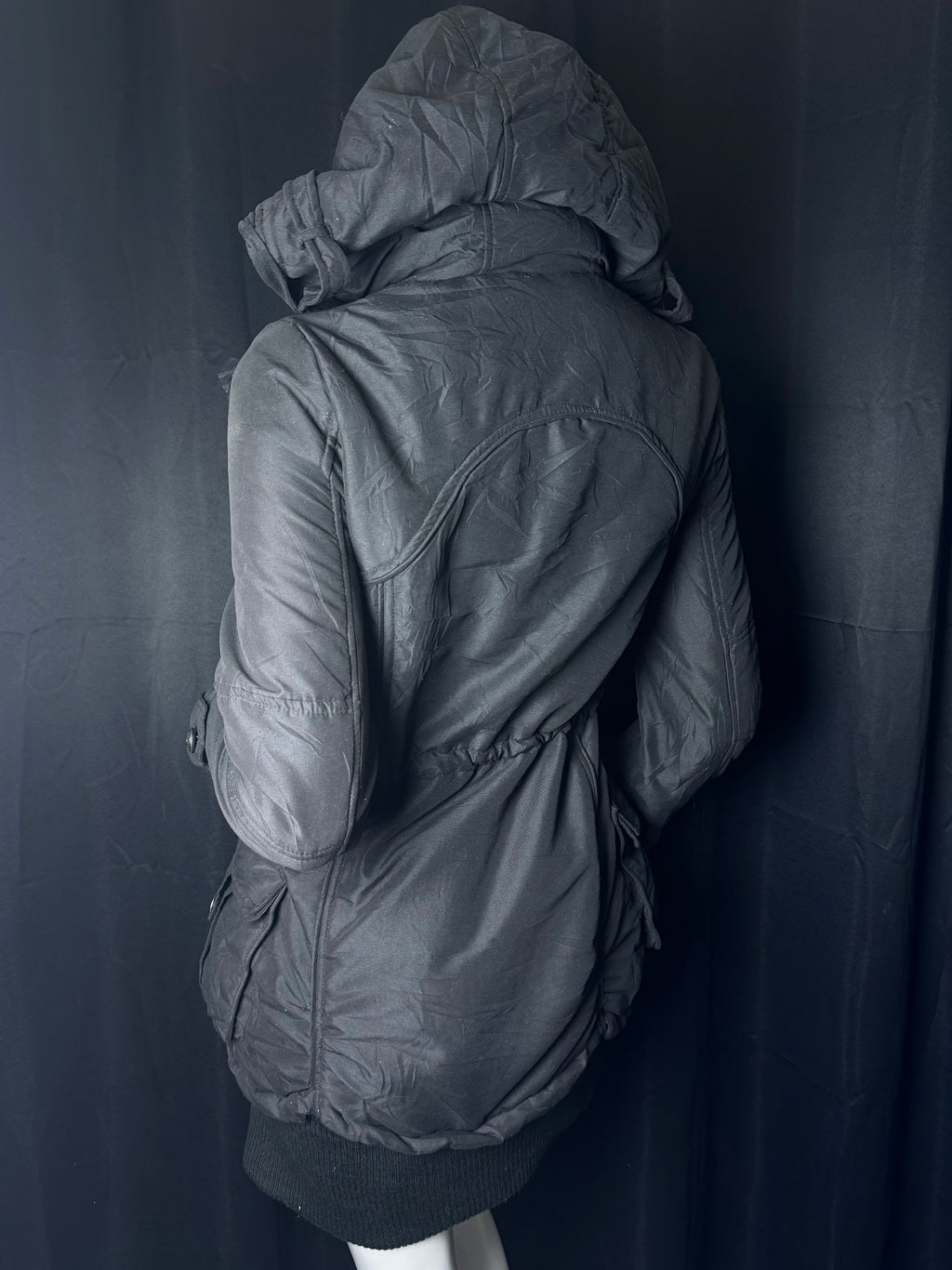 B2V-MAISION GLIFY JACKET༒