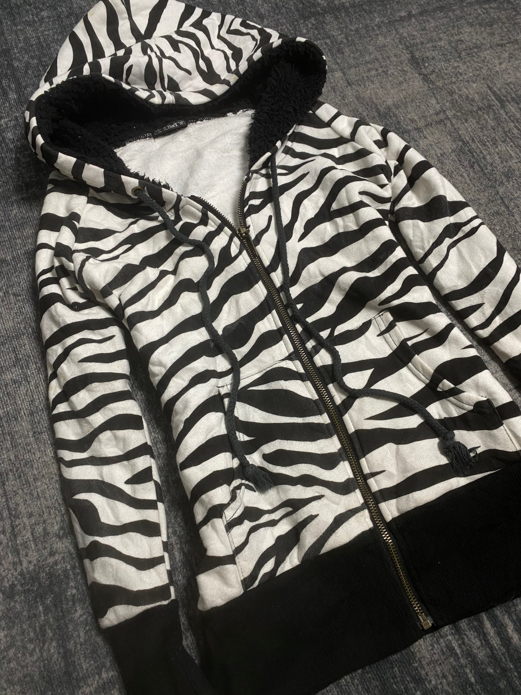 ༒ 1 VON 1 ༒B2V OUTFIT ༒