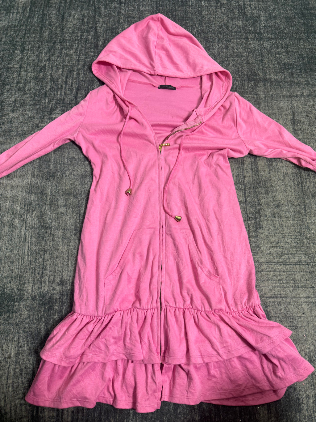 B2V- LIVING ALONE HOODIE༒