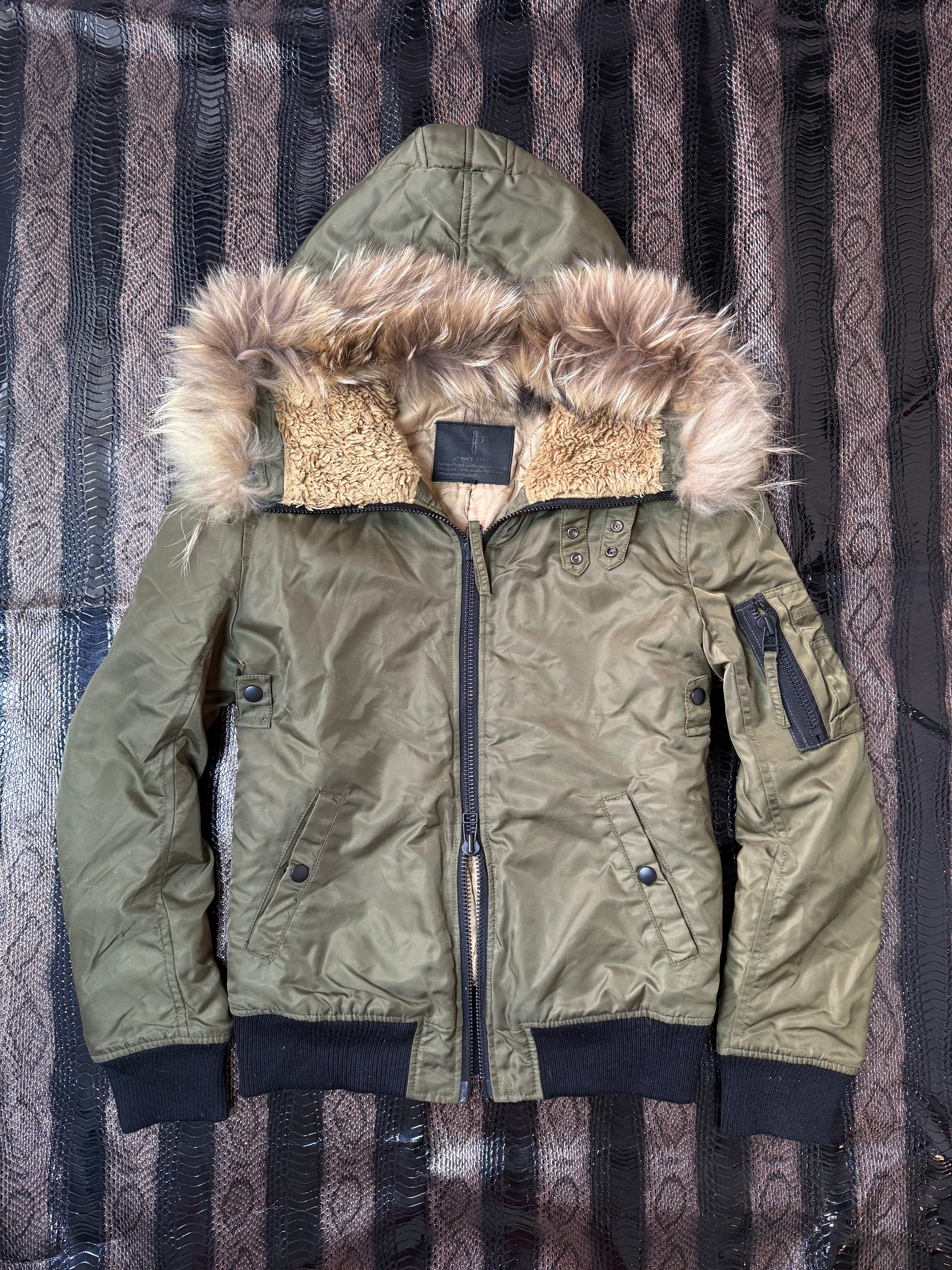 B2V NO ID JACKET02༒