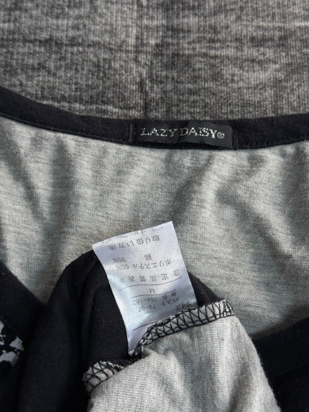 LAZY DAISY TOP ༒