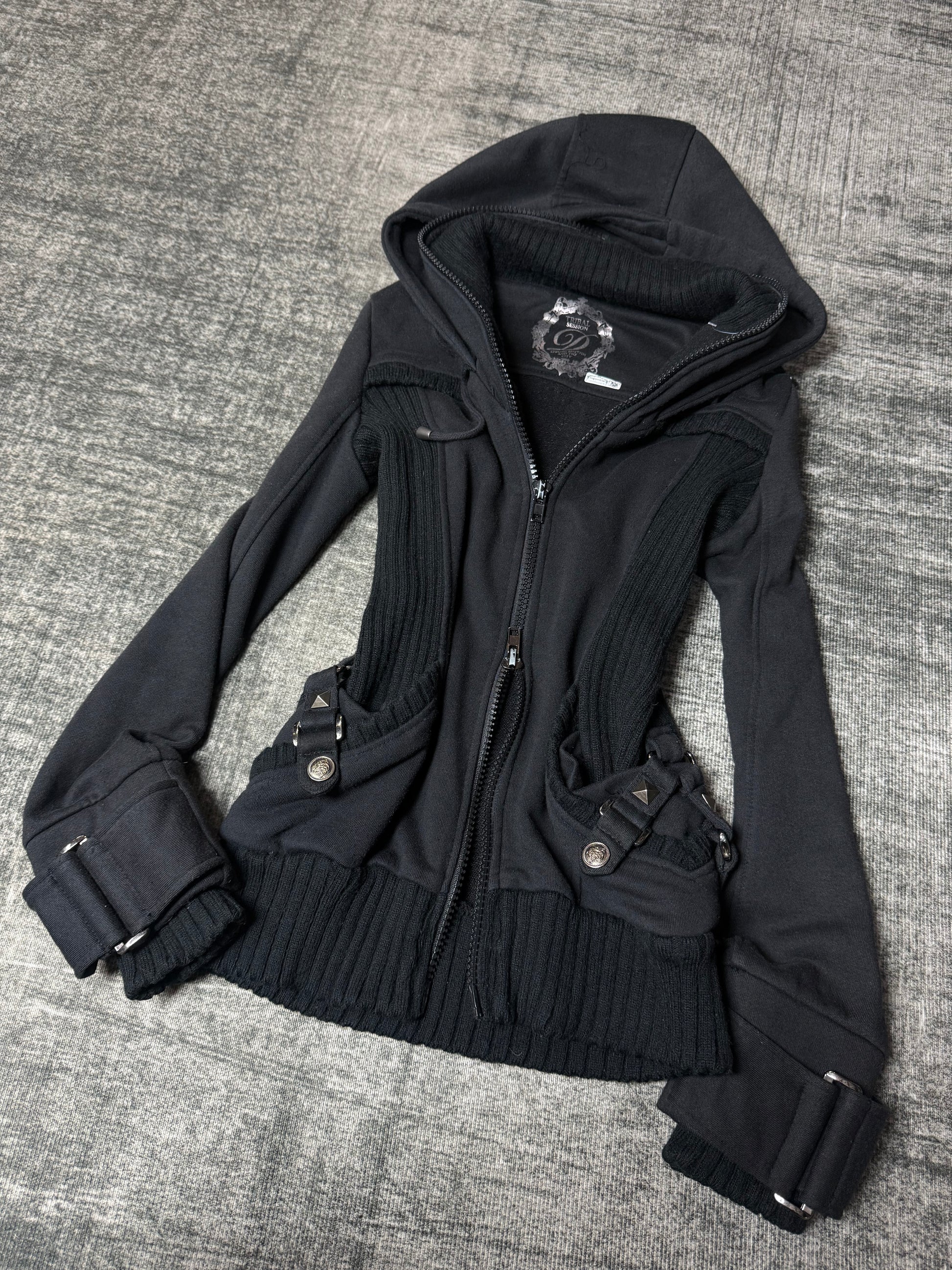 770826BAD2WEAR