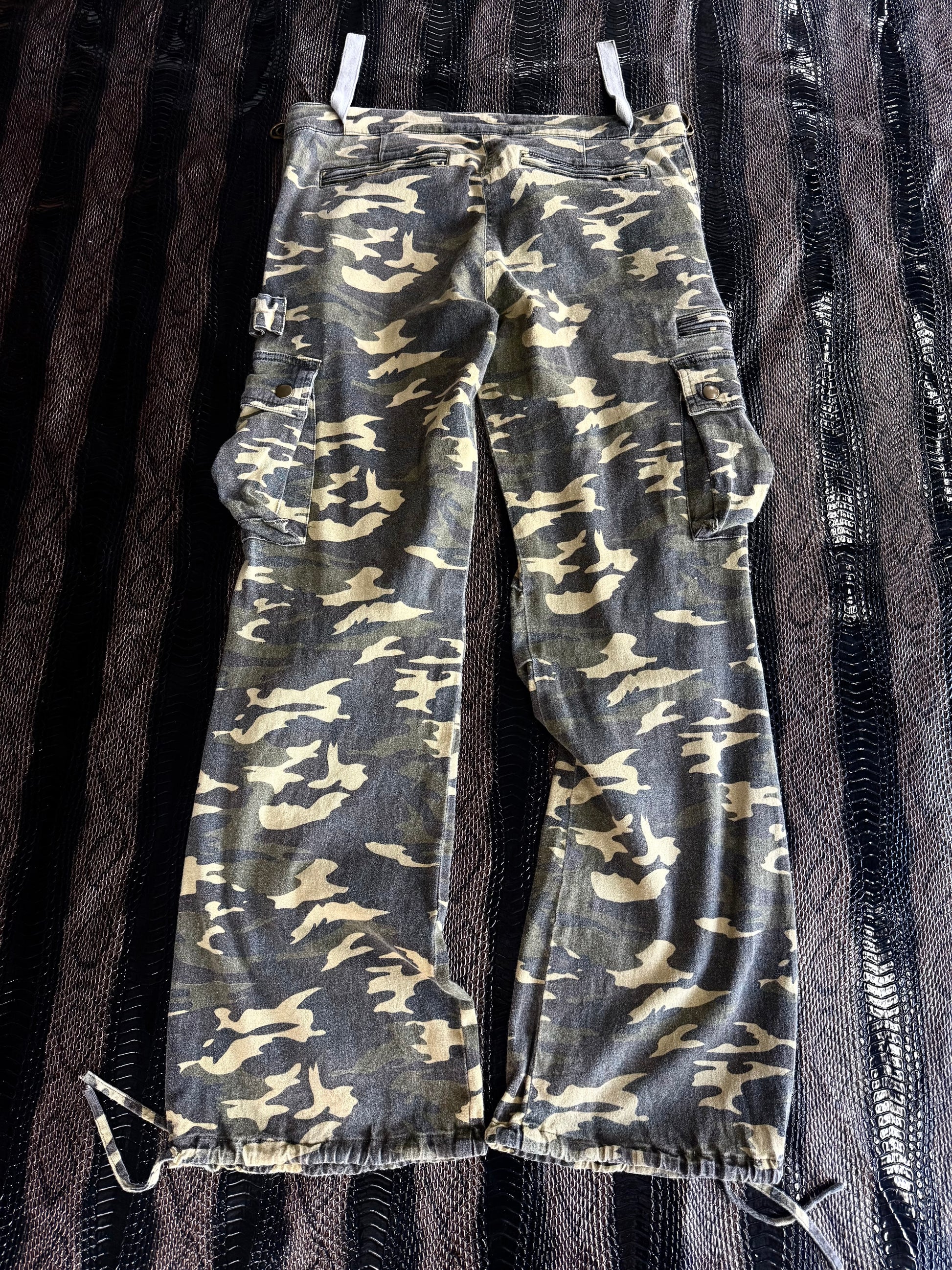 340626BAD2WEAR
