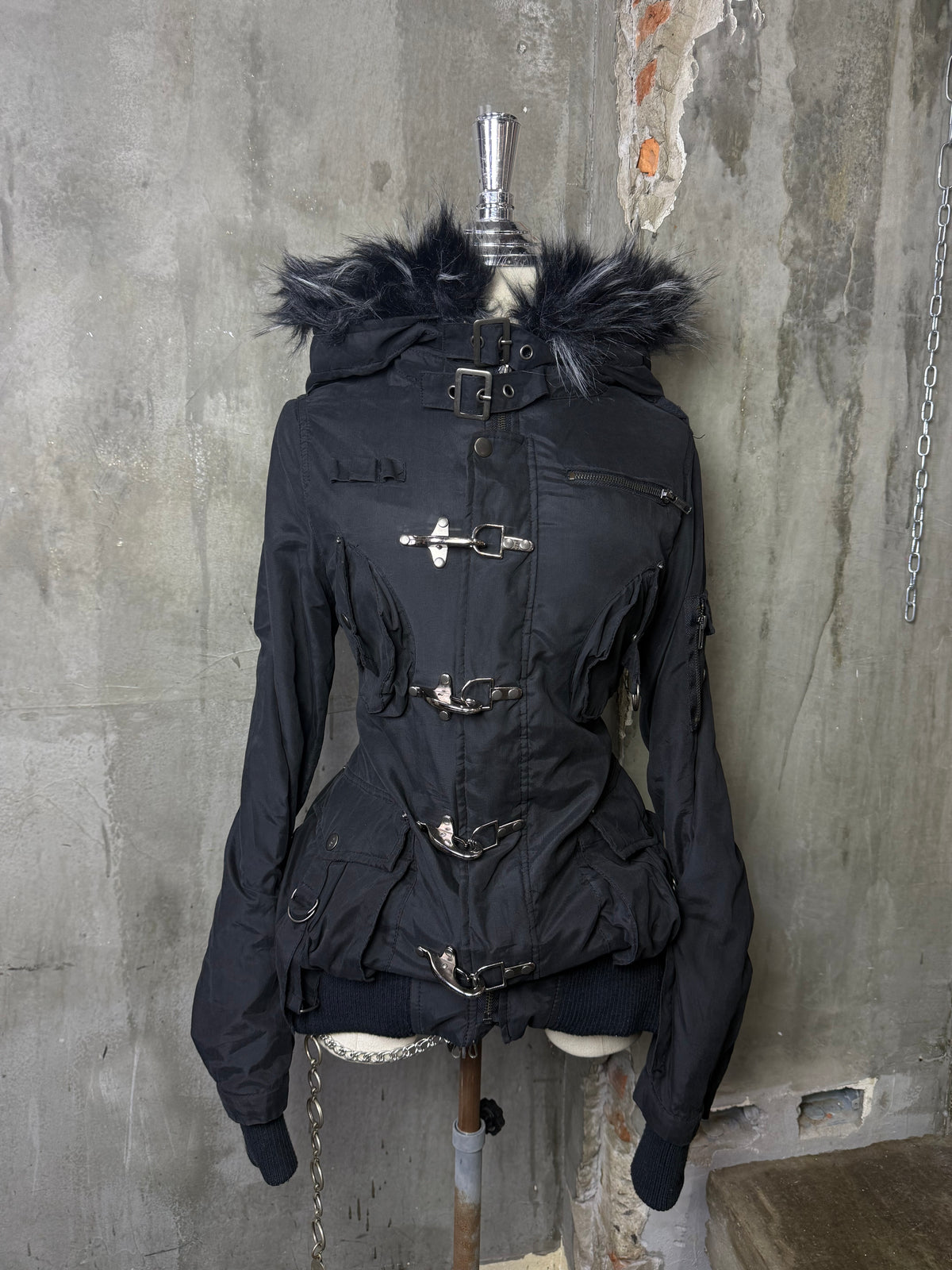 281026BAD2WEAR