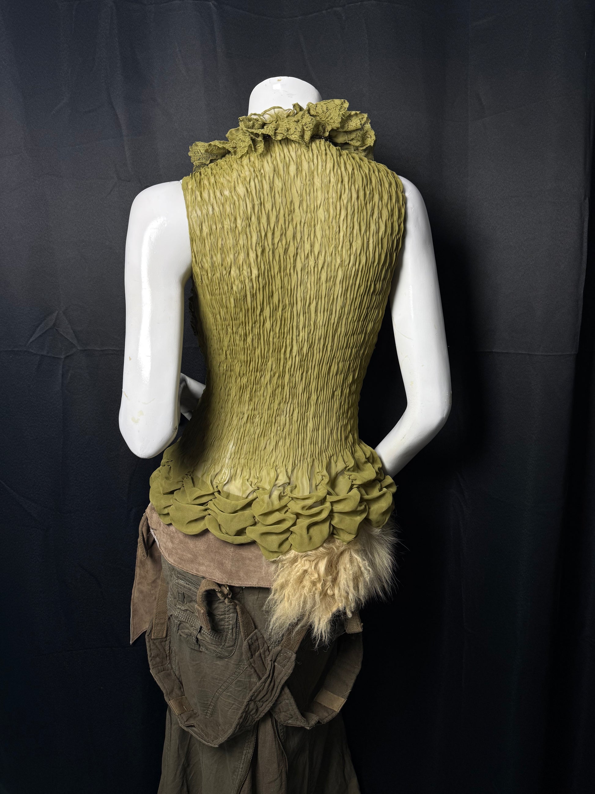 ༒A ruffled crinkled top༒