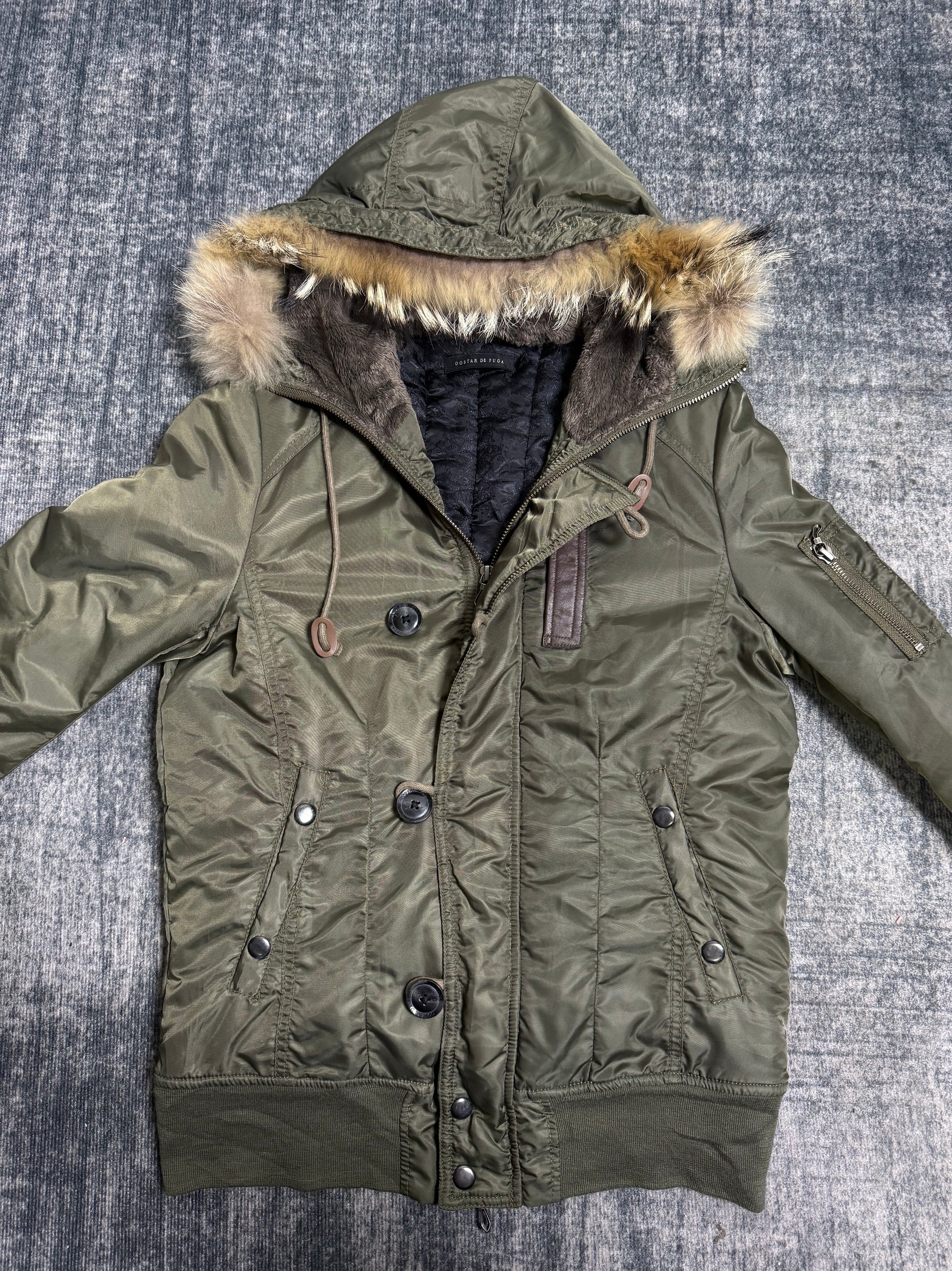 B2V- GOSTAR DE FUGA JACKET༒