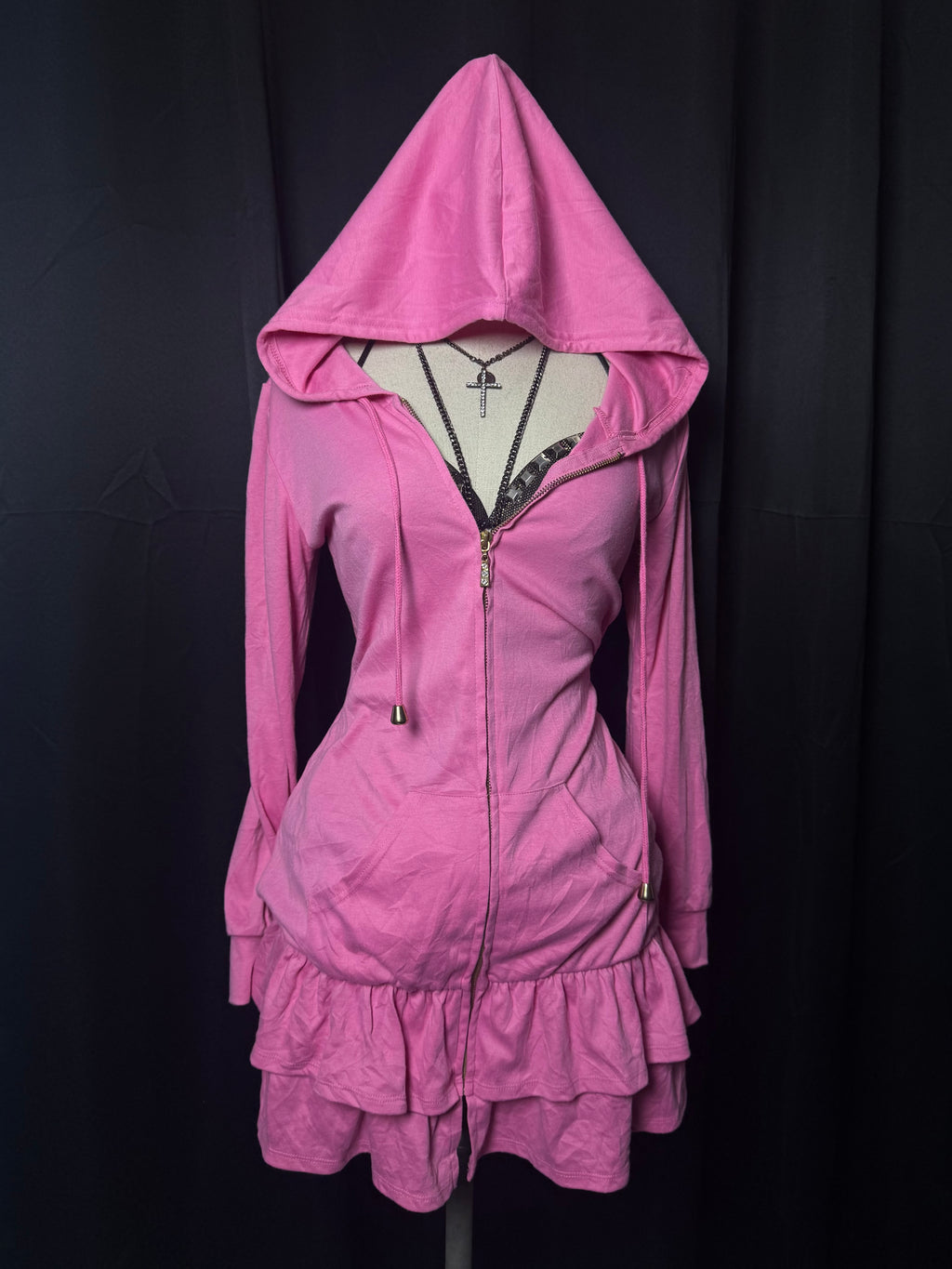 B2V- LIVING ALONE HOODIE༒